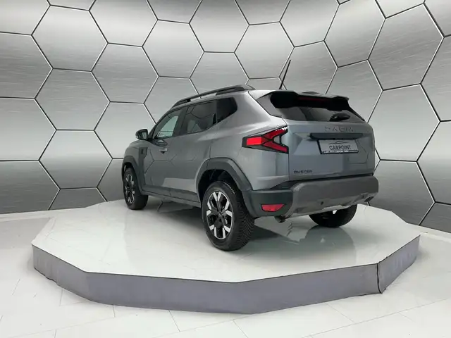 Dacia Duster view 4