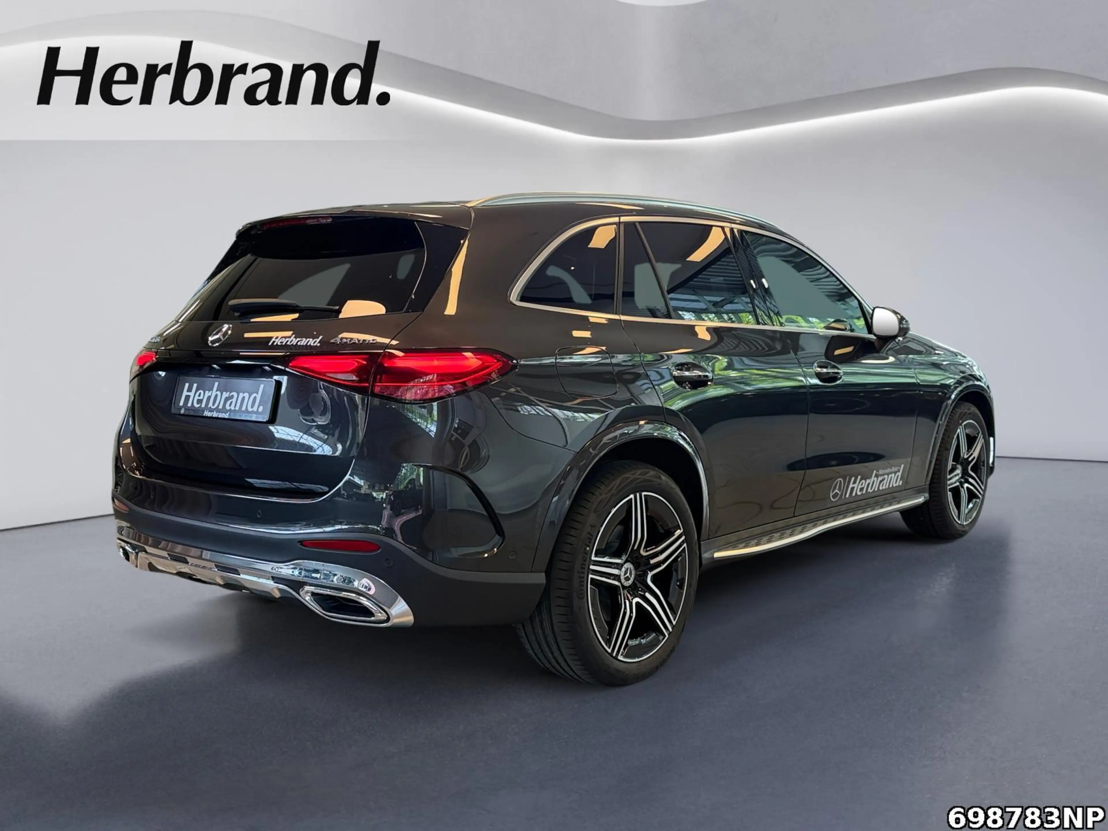 Mercedes-Benz GLC 200 4MATIC PANO+AHK+20"+360°+DIGITAL-LIGHT+ — photo 3