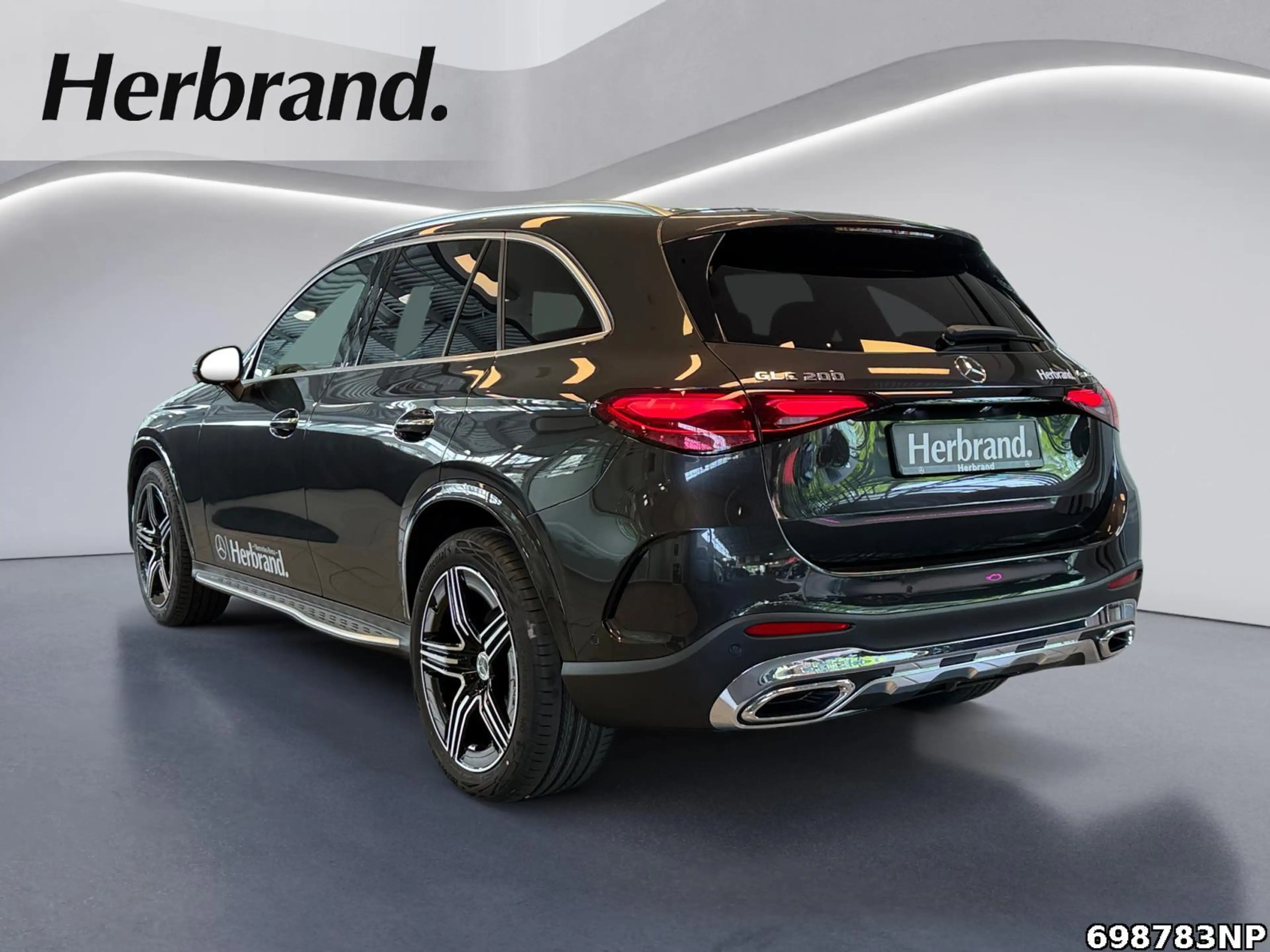 Mercedes-Benz GLC 200 4MATIC PANO+AHK+20"+360°+DIGITAL-LIGHT+ — photo 4