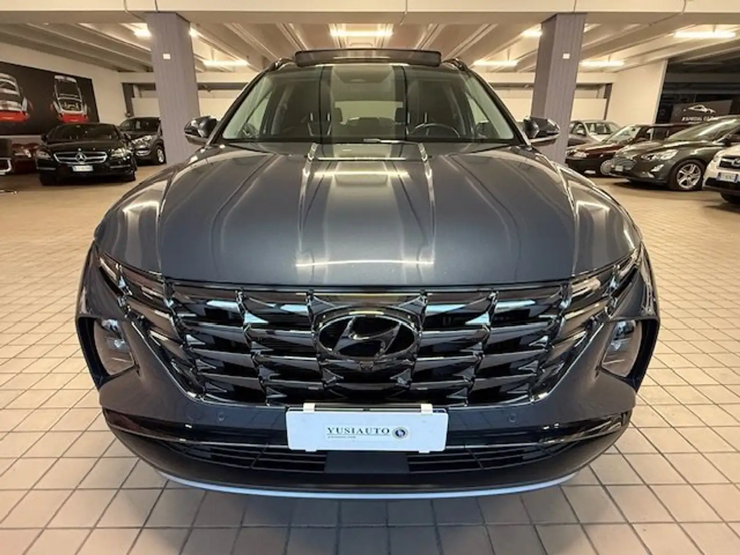 Hyundai TUCSON Tucson III 2021 1.6 hev Exellence Lounge Pack 2wd Gris - 2