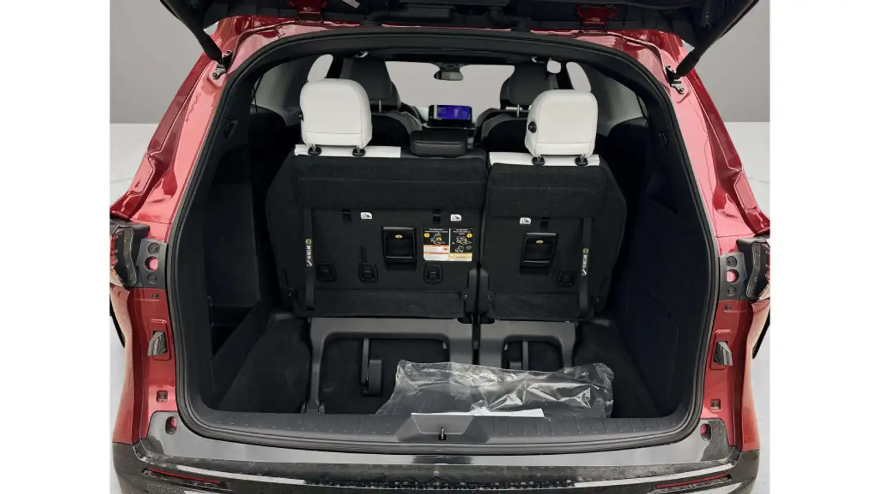 Toyota Sienna снимка Toyota Sienna