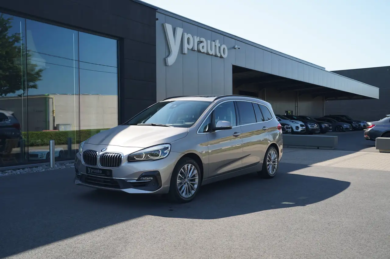 BMW 216