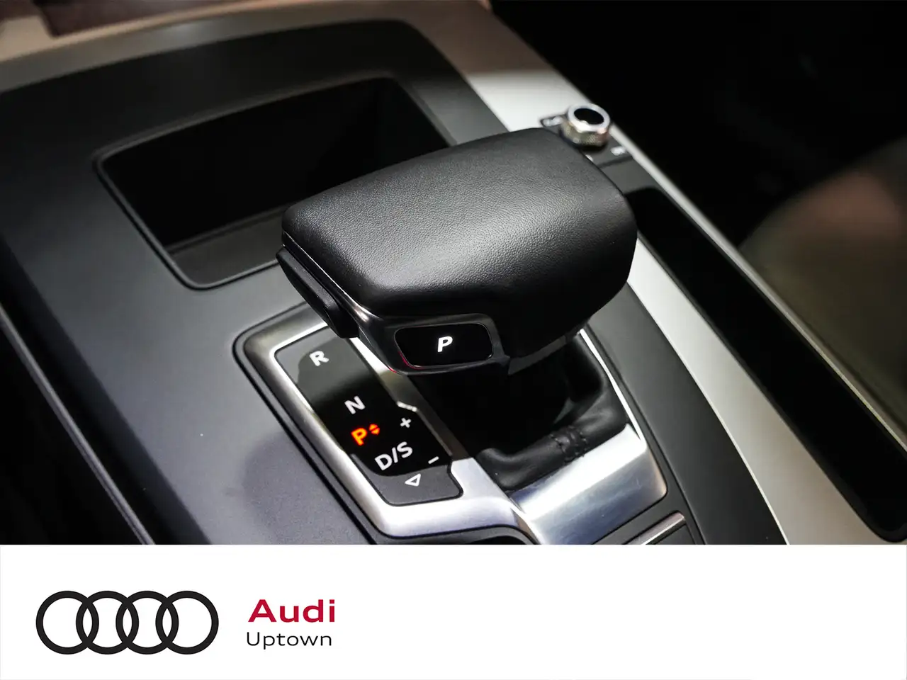 Audi Q5 снимка Audi Q5