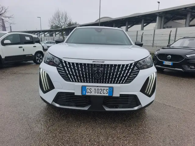 Peugeot 2008 II 2023 1.2 puretech Allure s&s 100cv