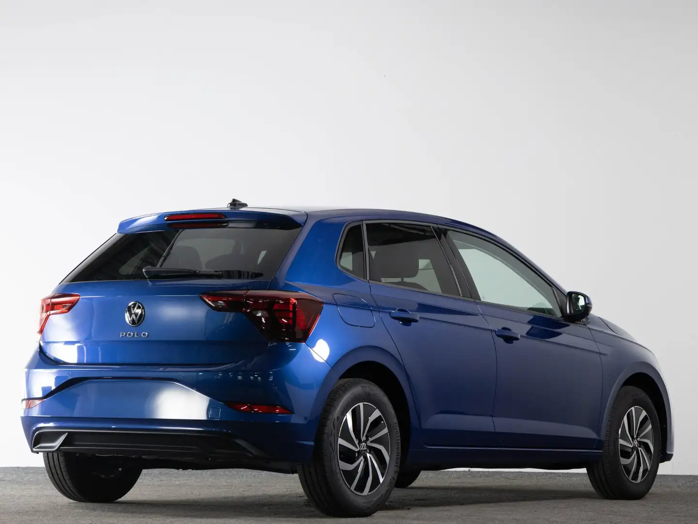Volkswagen Polo Life Edition 1.0 TSI 95 pk | Achteruitrijcamera | Blauw - 2