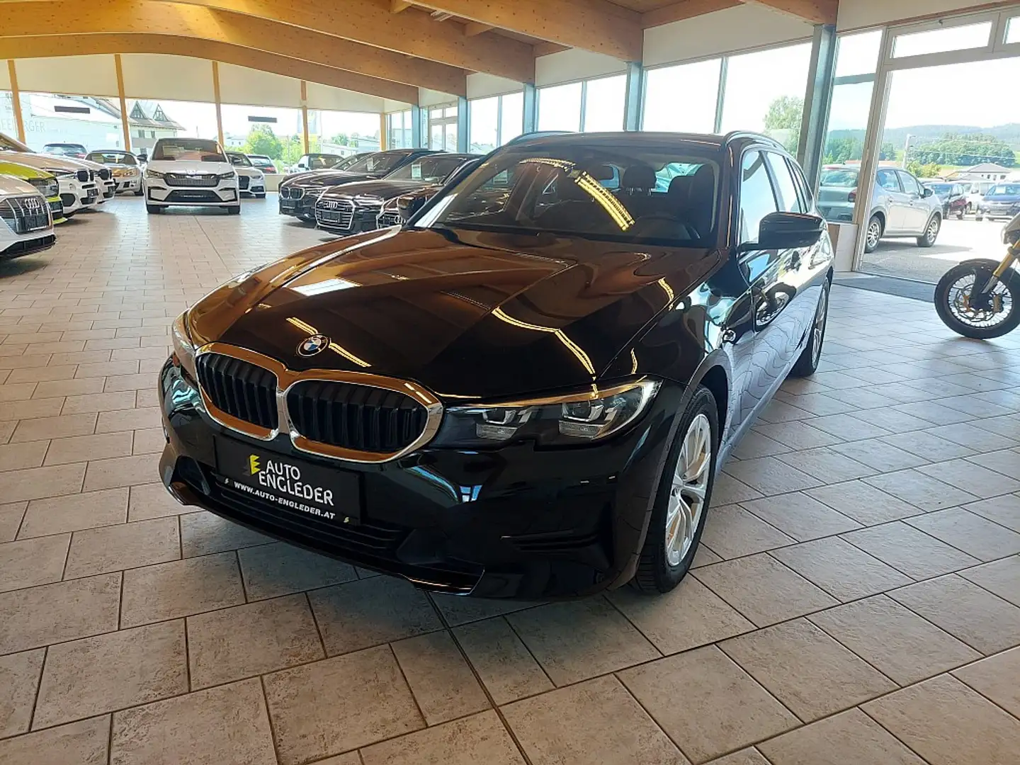 BMW 320 d xDrive Touring 48 V Mild-Hybrid-Technologie Aut. Nero - 2