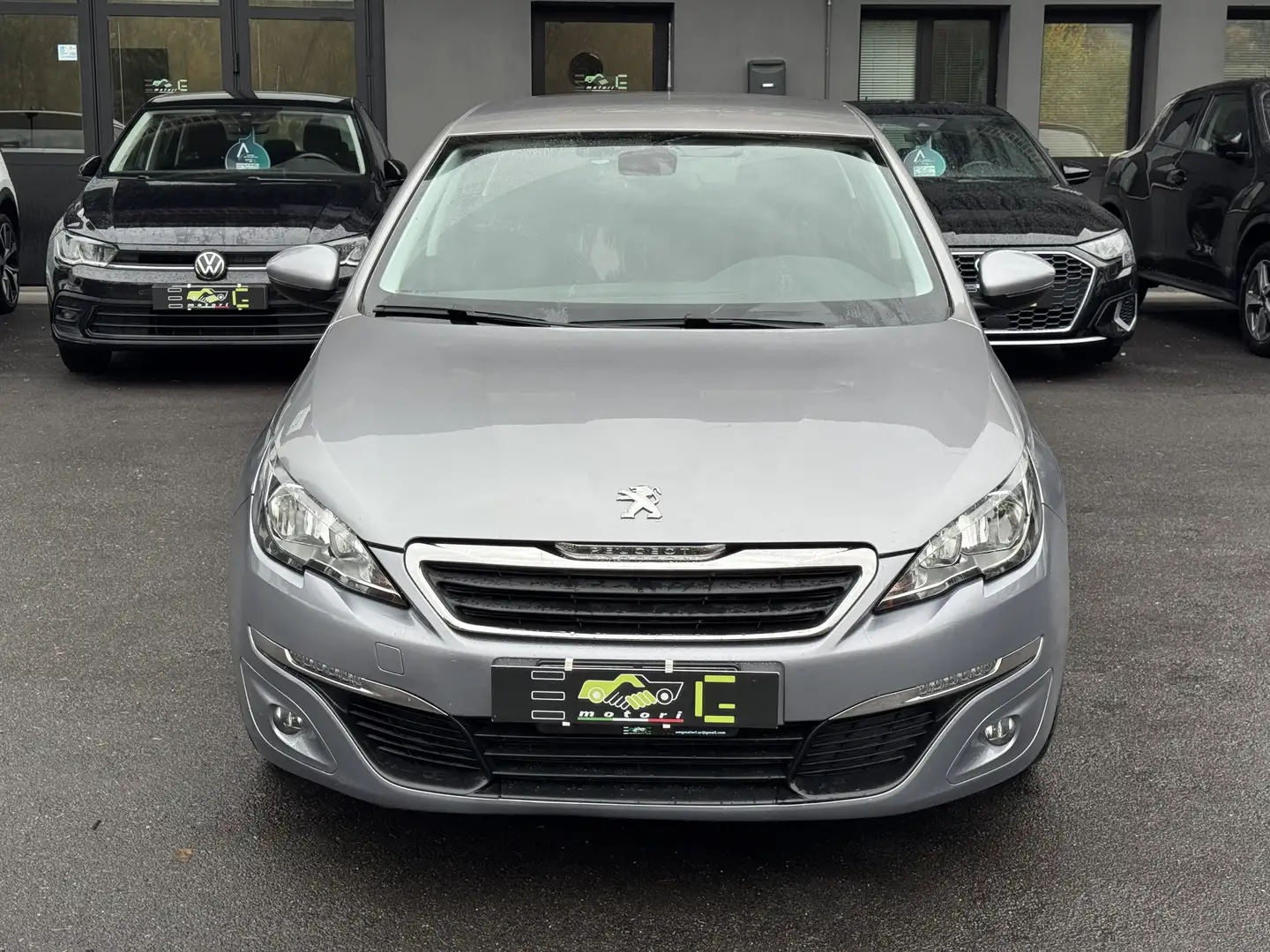 Peugeot 308 5p 1.6 bluehdi Business s&s 100cv Grigio - 2
