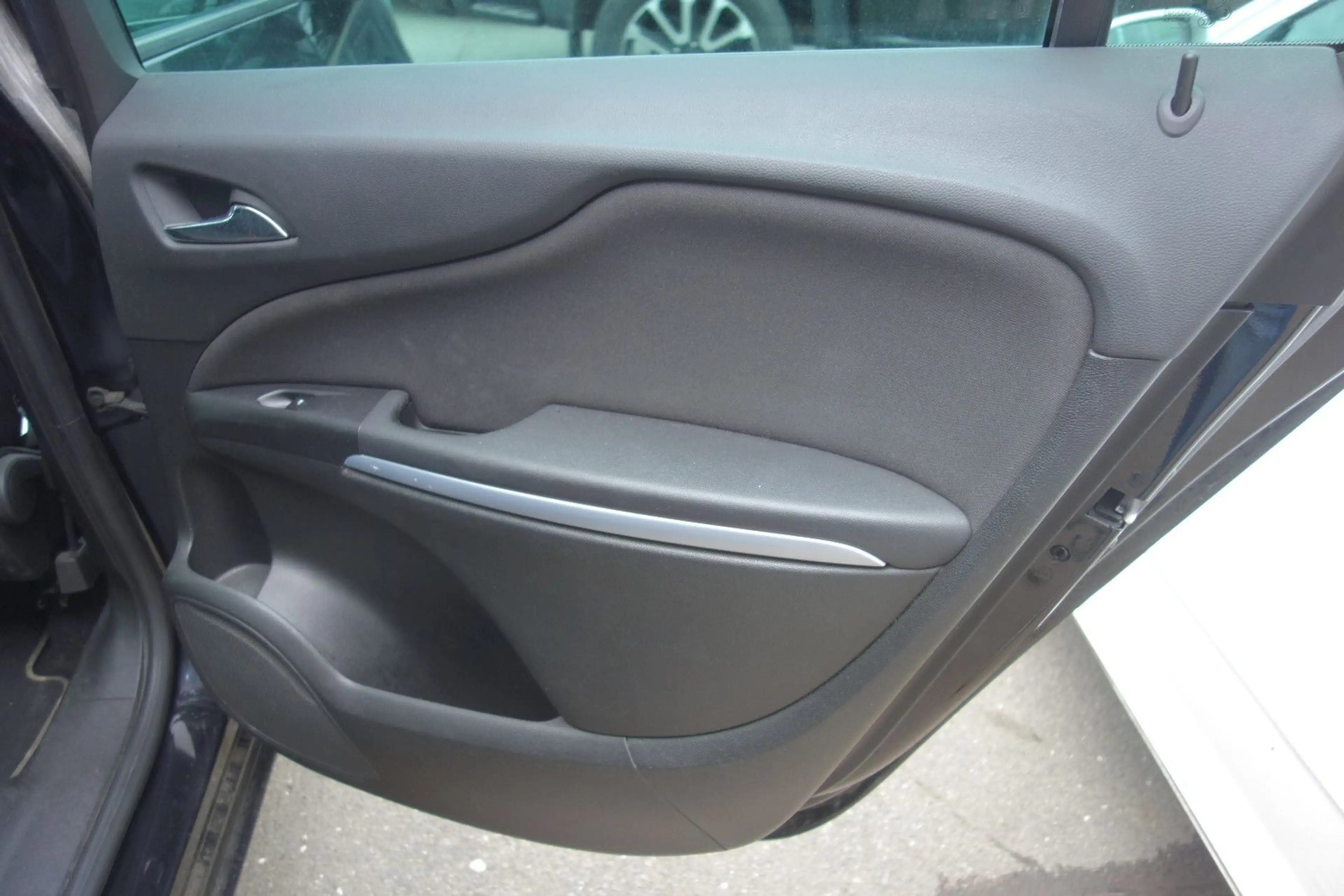 Opel Zafira C ON Start/Stop — photo 7