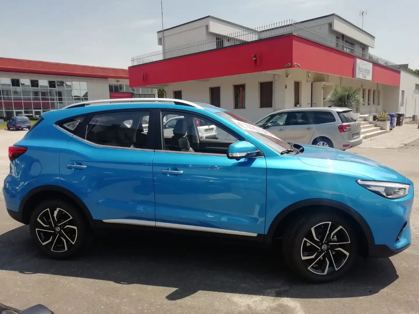 MG ZS 1.5 Luxury Kék - 2