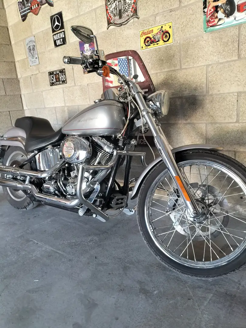 Harley-Davidson Softail Deuce Argent - 1