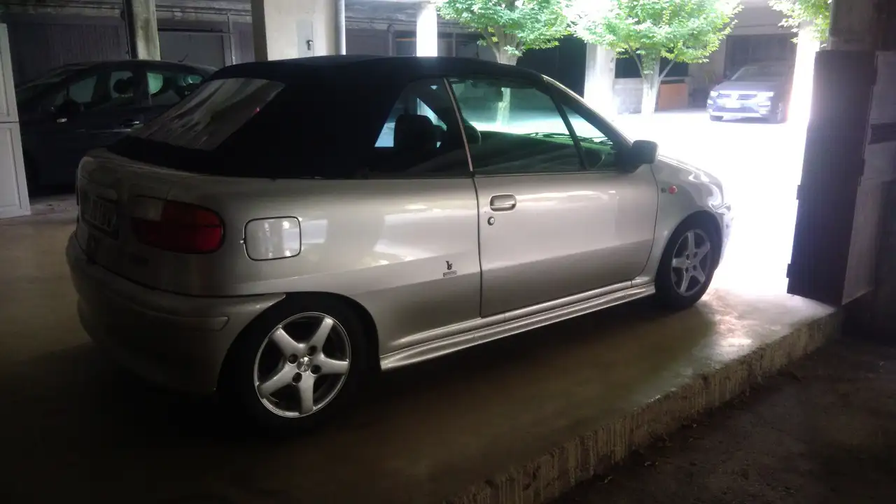 Fiat Punto Cabrio 1.2 16v, foto 2