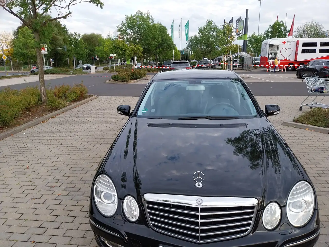 Mercedes-Benz E 200