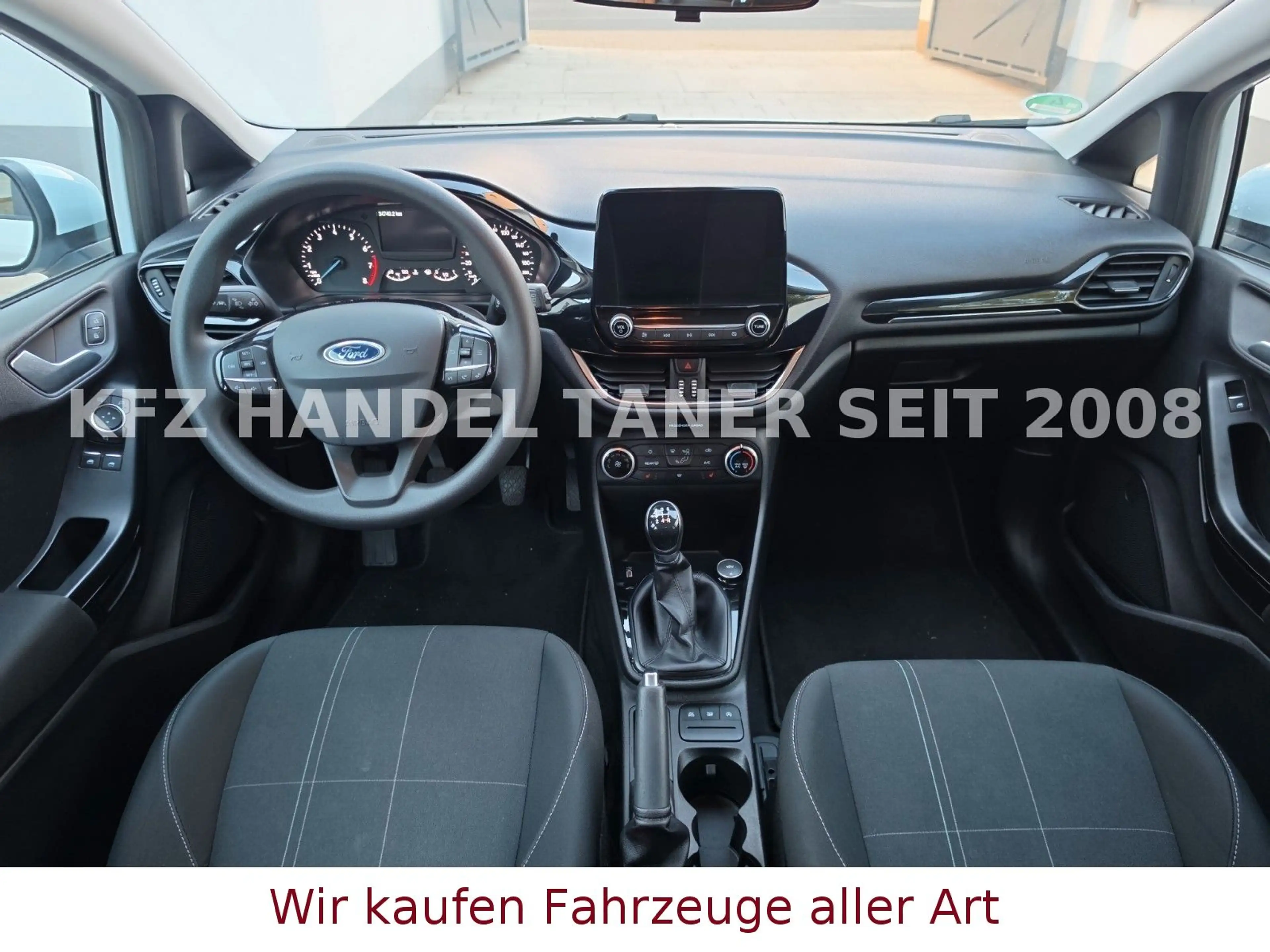 Ford Fiesta Cool & Connect — photo 9