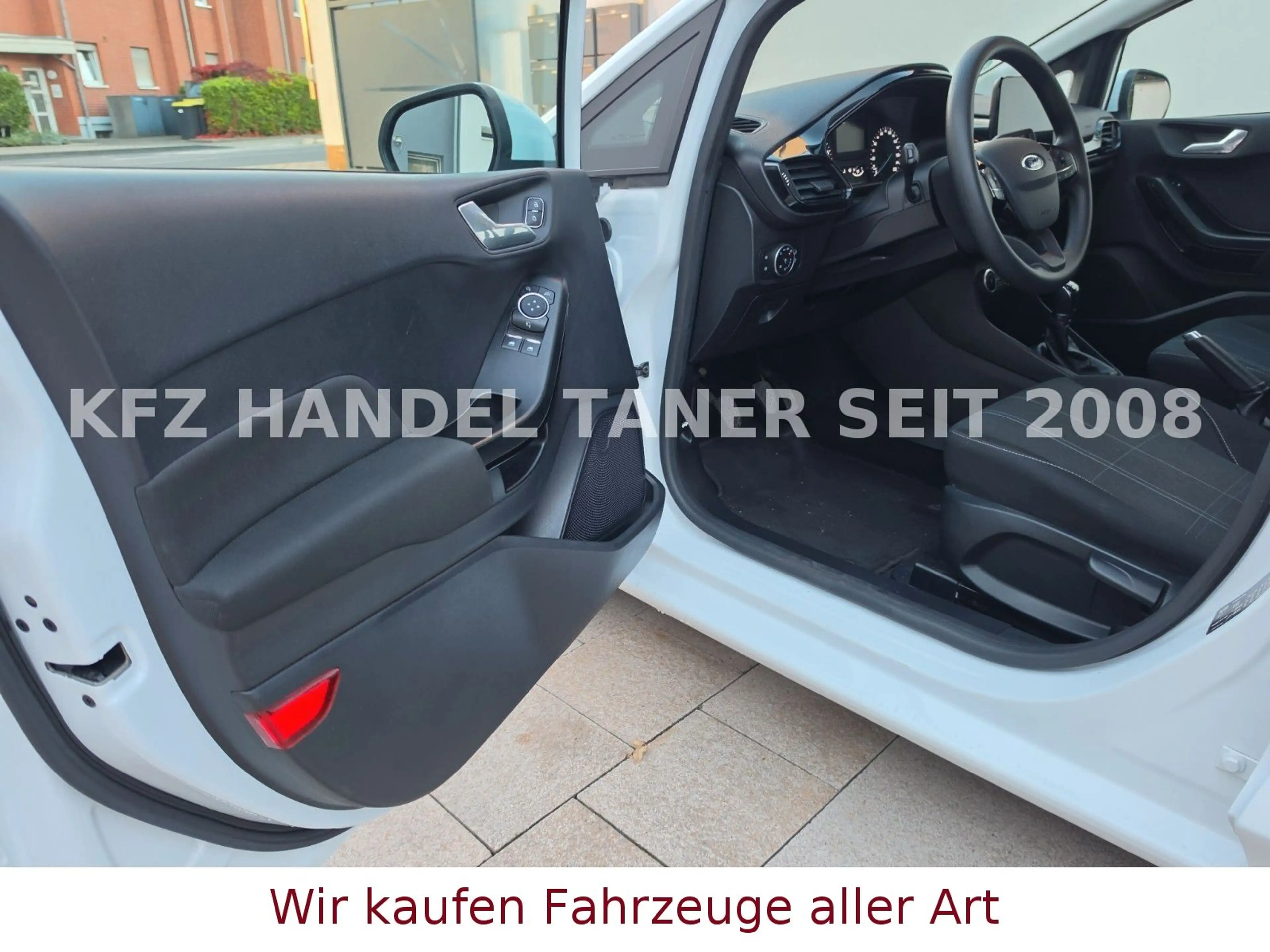 Ford Fiesta Cool & Connect — photo 14