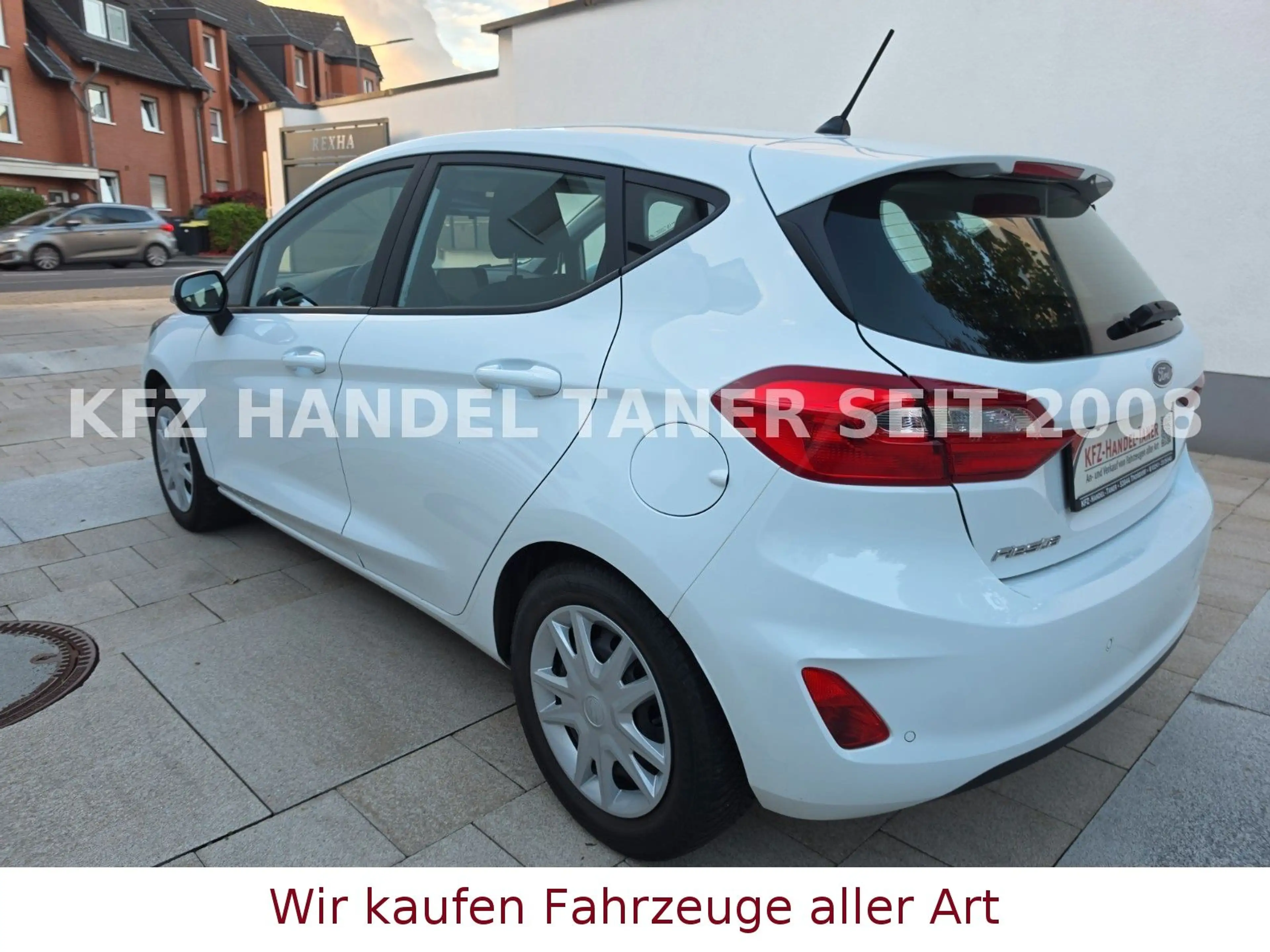 Ford Fiesta Cool & Connect — photo 5