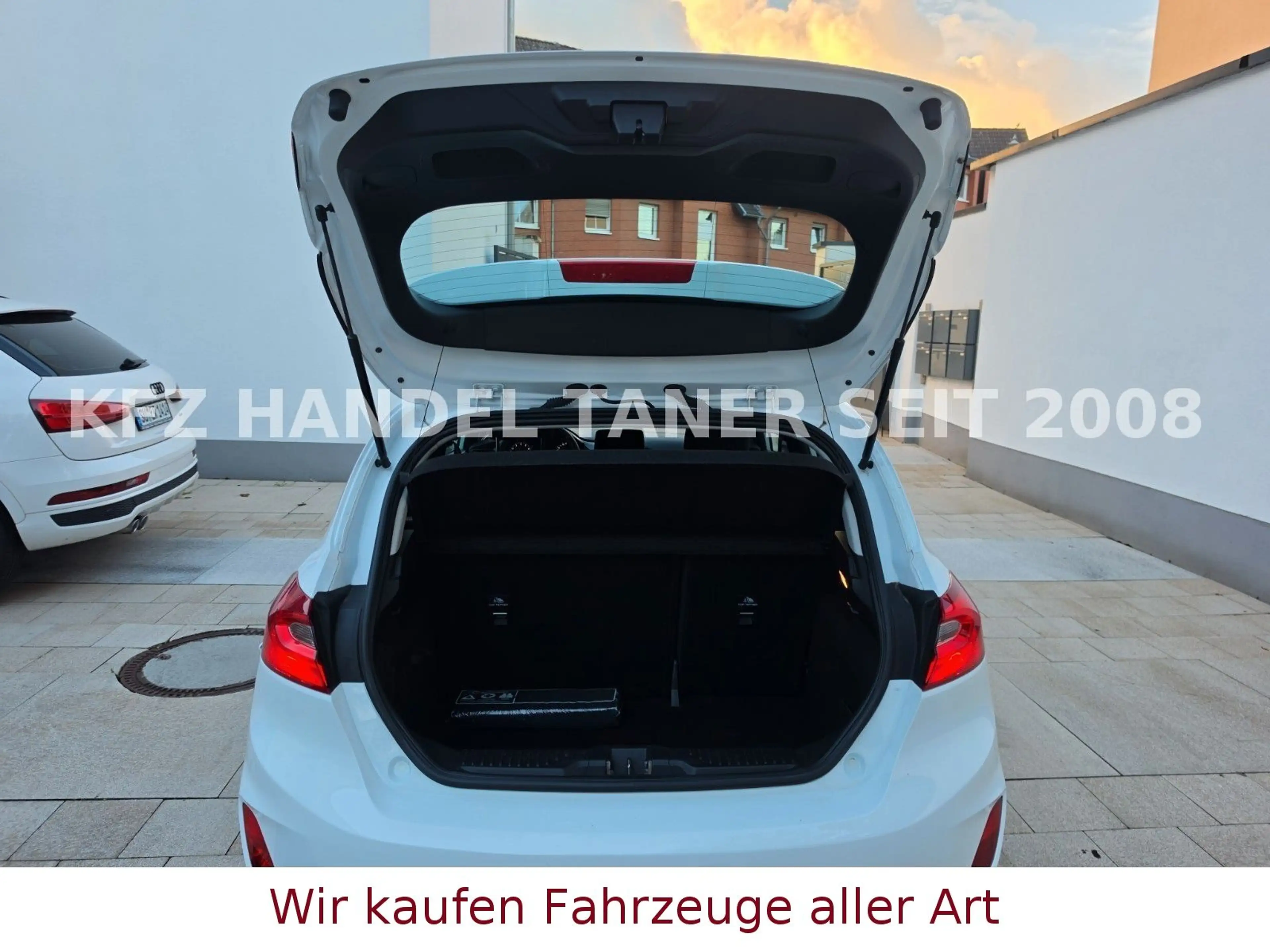 Ford Fiesta Cool & Connect — photo 7