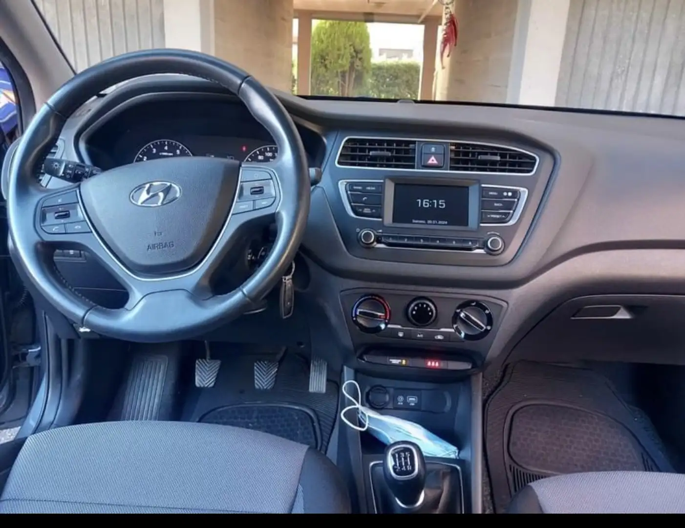 Hyundai i20 5p 1.2 mpi Advanced 75cv - 2
