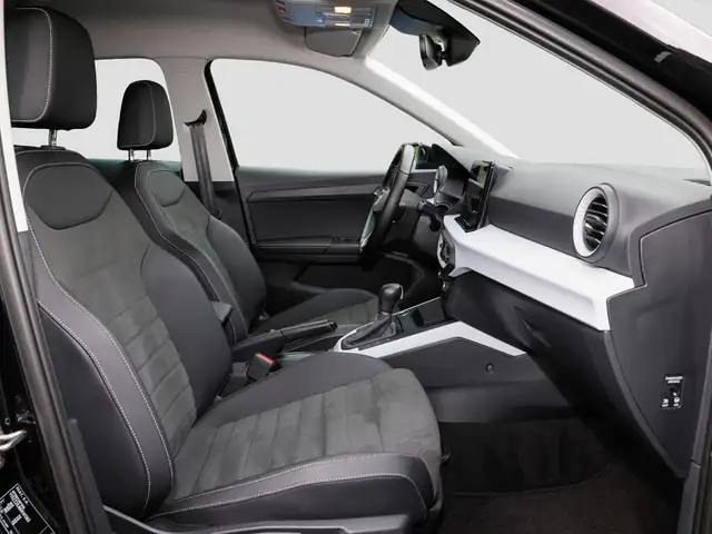 Seat Arona view 8