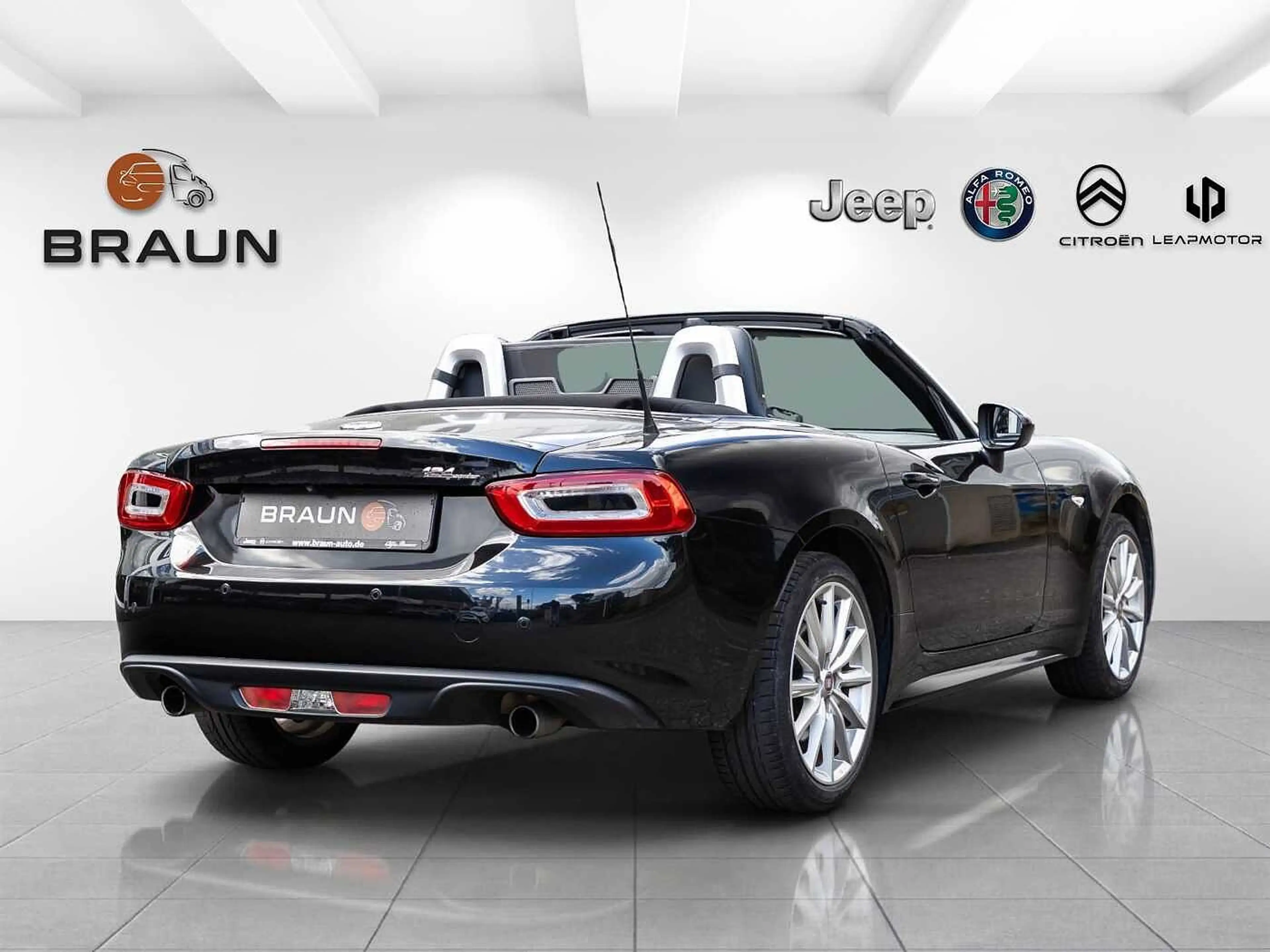 Fiat 124 Spider 1.4 MultiAir Turbo Lusso — photo 5