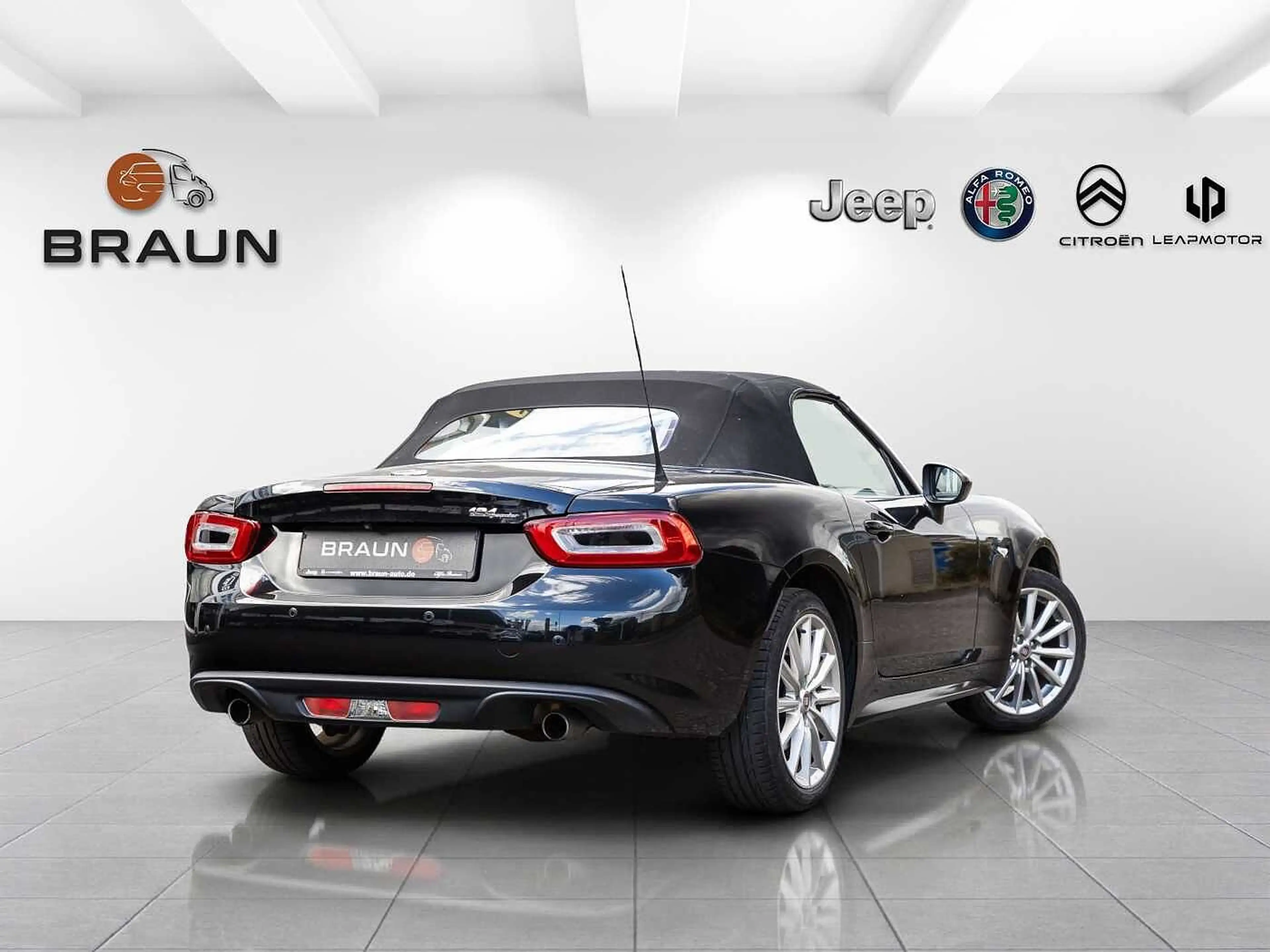 Fiat 124 Spider 1.4 MultiAir Turbo Lusso — photo 3