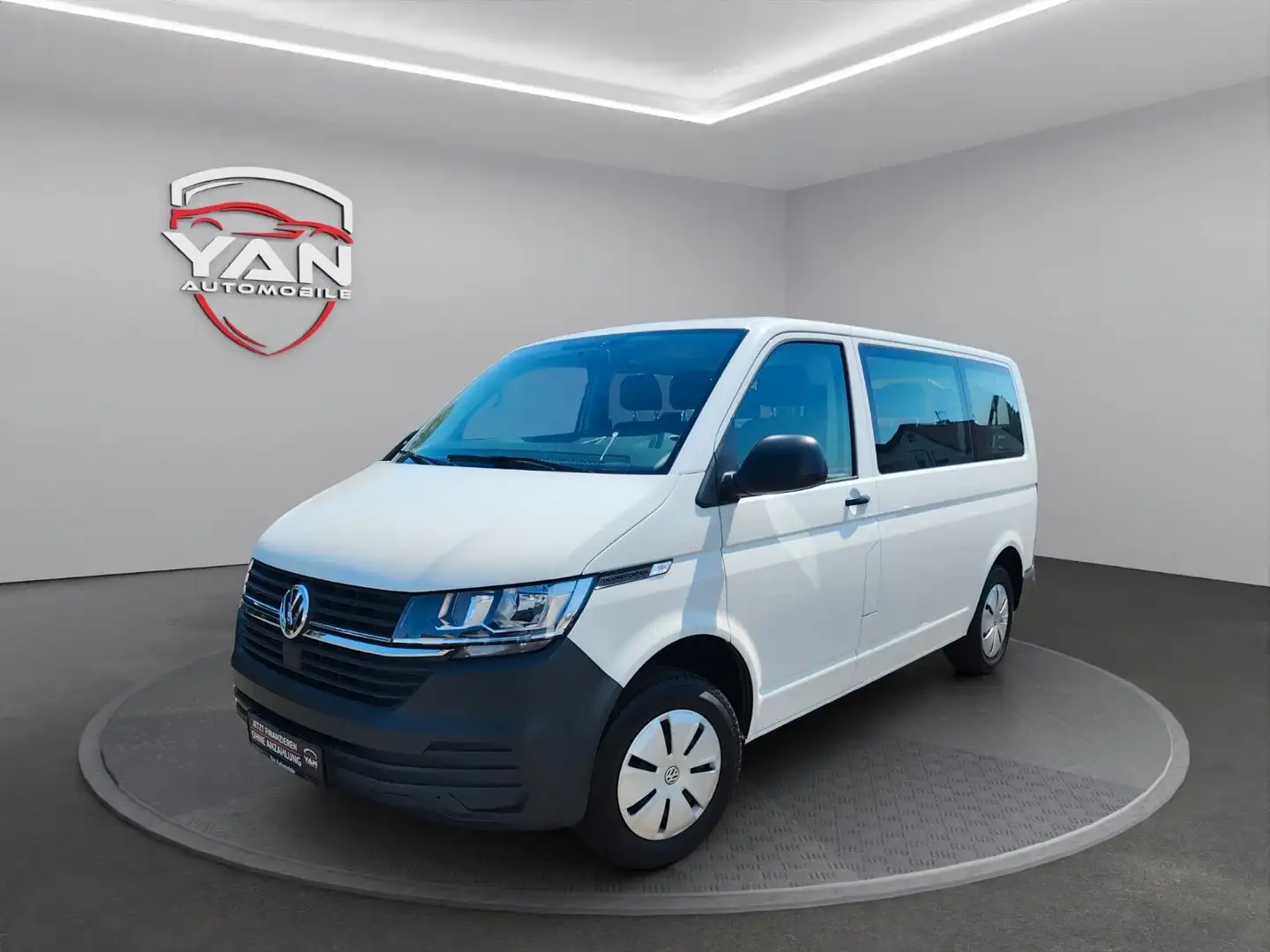Volkswagen T6 Transporter T6.1 Transporter 2.0 TDI DSG 9 Sitzer Weiß - 1