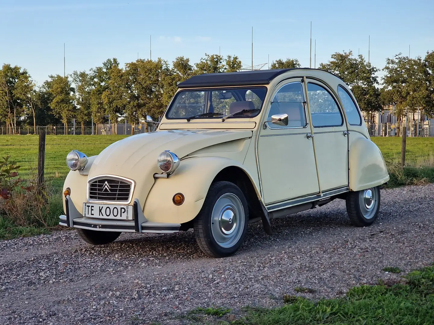 Citroen 2CV 2CV 2CV6 Club 1987 - Jaune Rialto Geel - 1