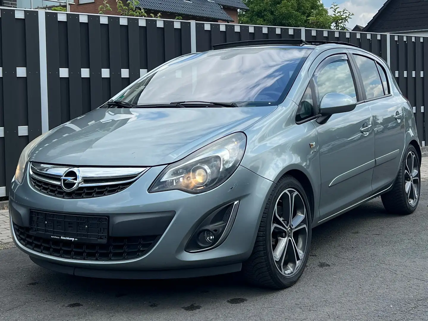 Opel Corsa Active ( 1,7 )Panorama/ Voll Ausstattung Gris - 2
