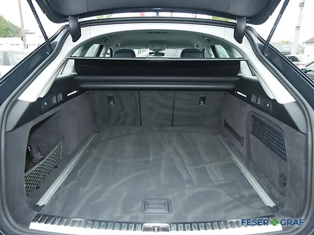 Audi A6 view 10
