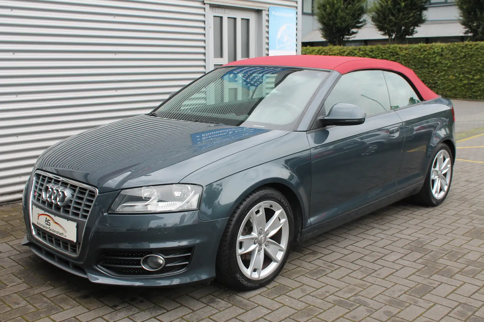 Audi A3 Cabrio Ambition, Leder ,Klima, Alufelgen, 2.Hand Grau - 2