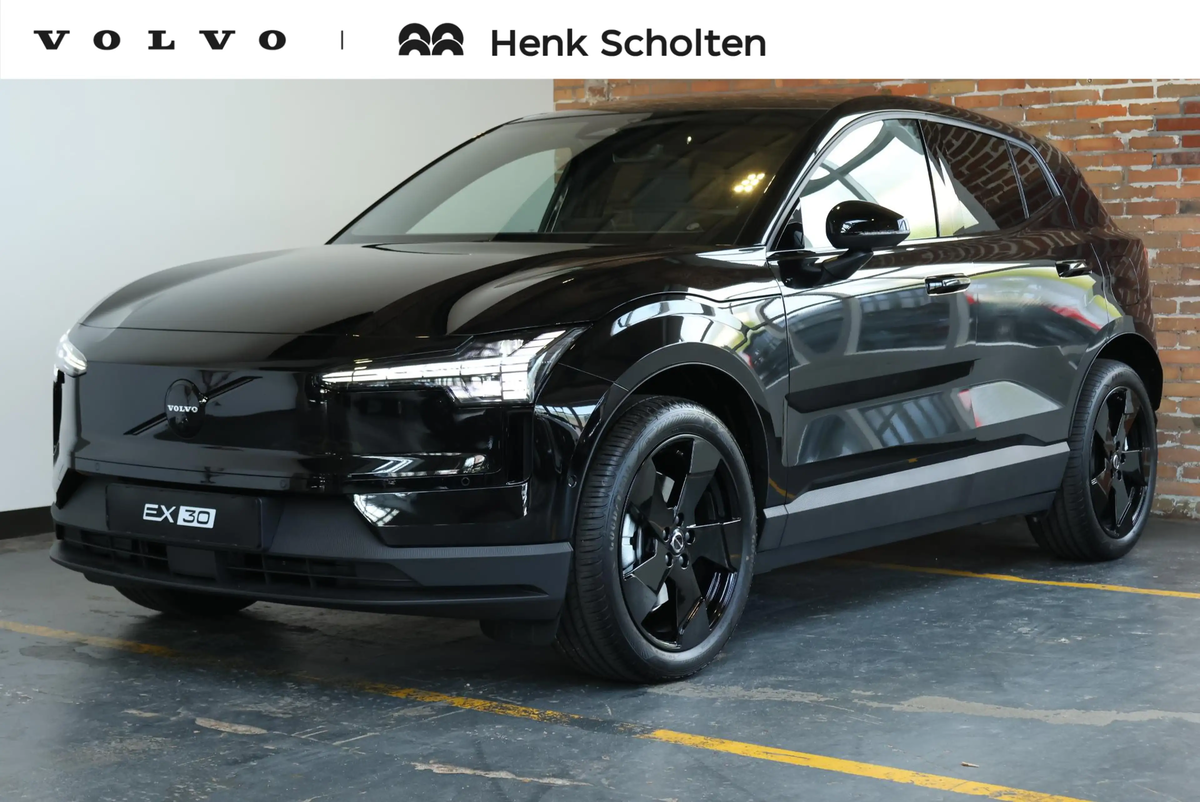 Volvo EX30 P5 Long Range Ultra Europa 69 kWh | Panoramadak |