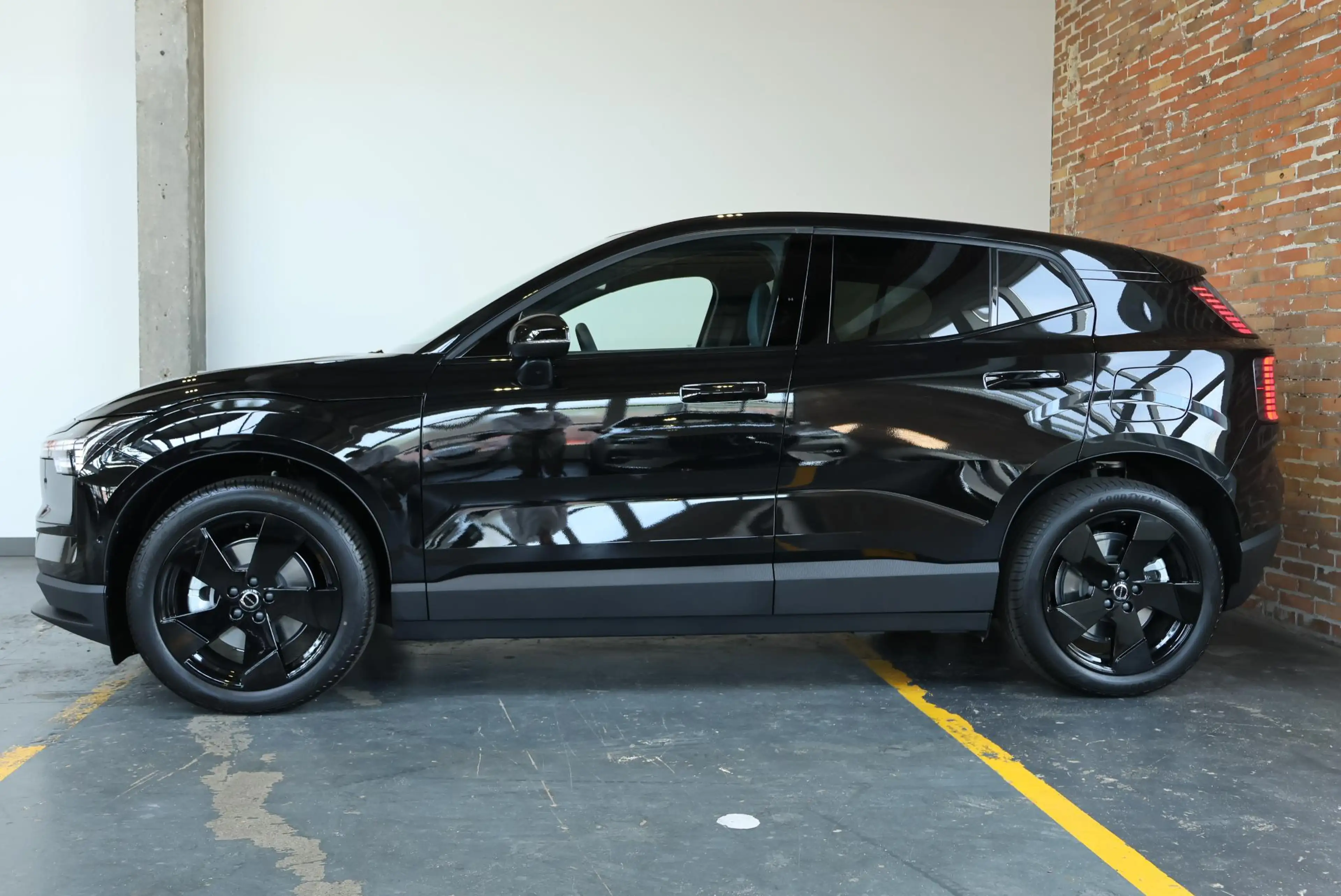 Volvo EX30 P5 Long Range Ultra Europa 69 kWh | Panoramadak | — photo 6
