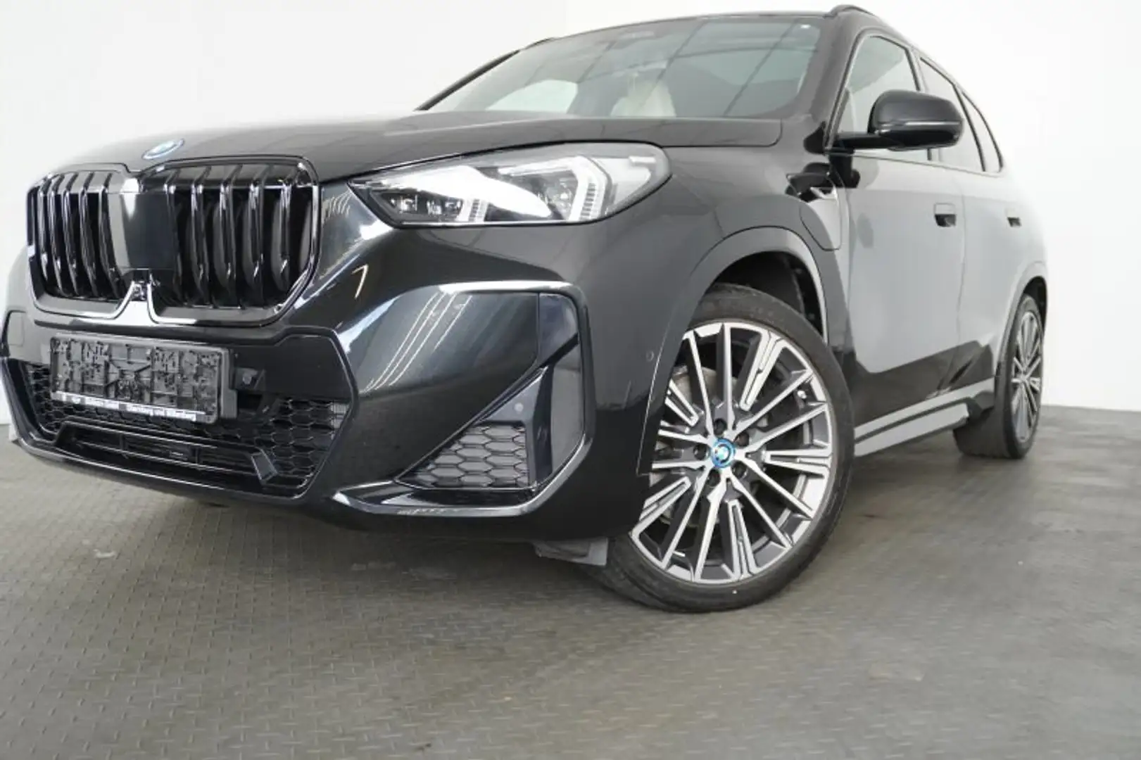 BMW X1 X1 xDrive30e M Paket Super Ausstattung Noir - 1