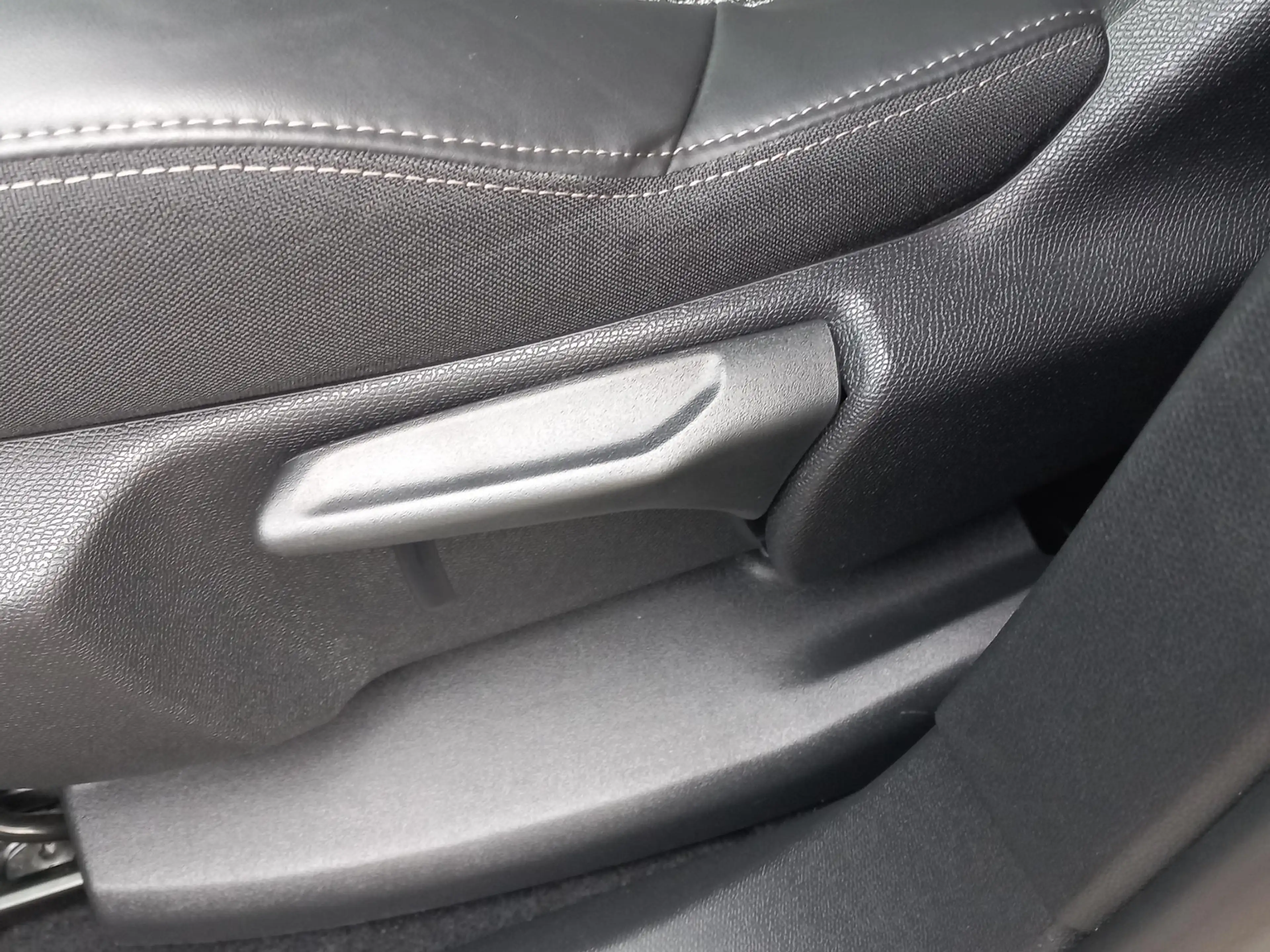 Peugeot 3008 1.2T 131pk Allure Automaat | Climate control | Nav — photo 15