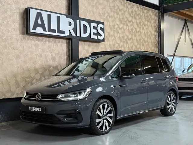 Volkswagen Touran view 7