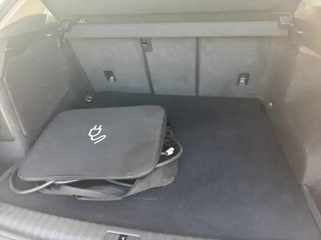 Audi Q3 view 13