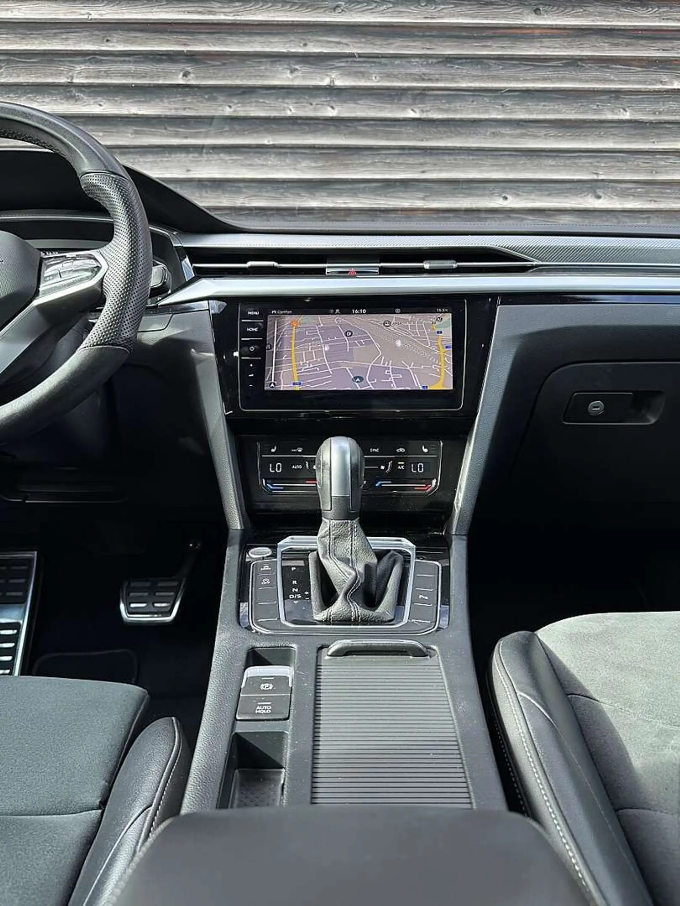Volkswagen Arteon 2.0 TDI R-Line LED, Digital, Massage, ACC, Serv... — photo 9