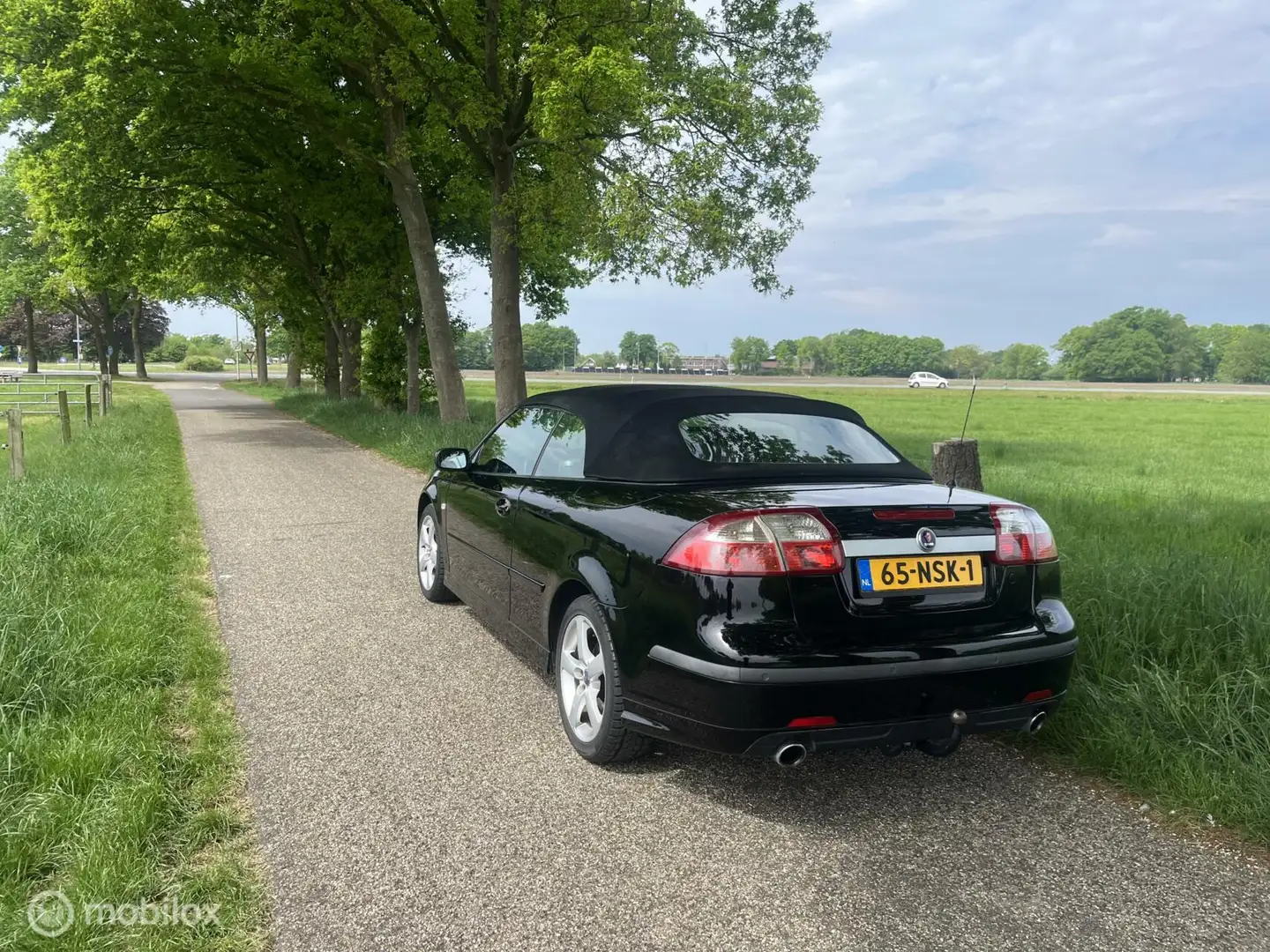 Saab 9-3 Cabrio 2.0t Vector Černá - 2