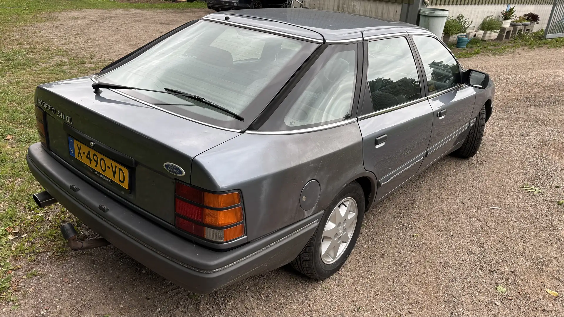 Ford Scorpio Ghia - 1