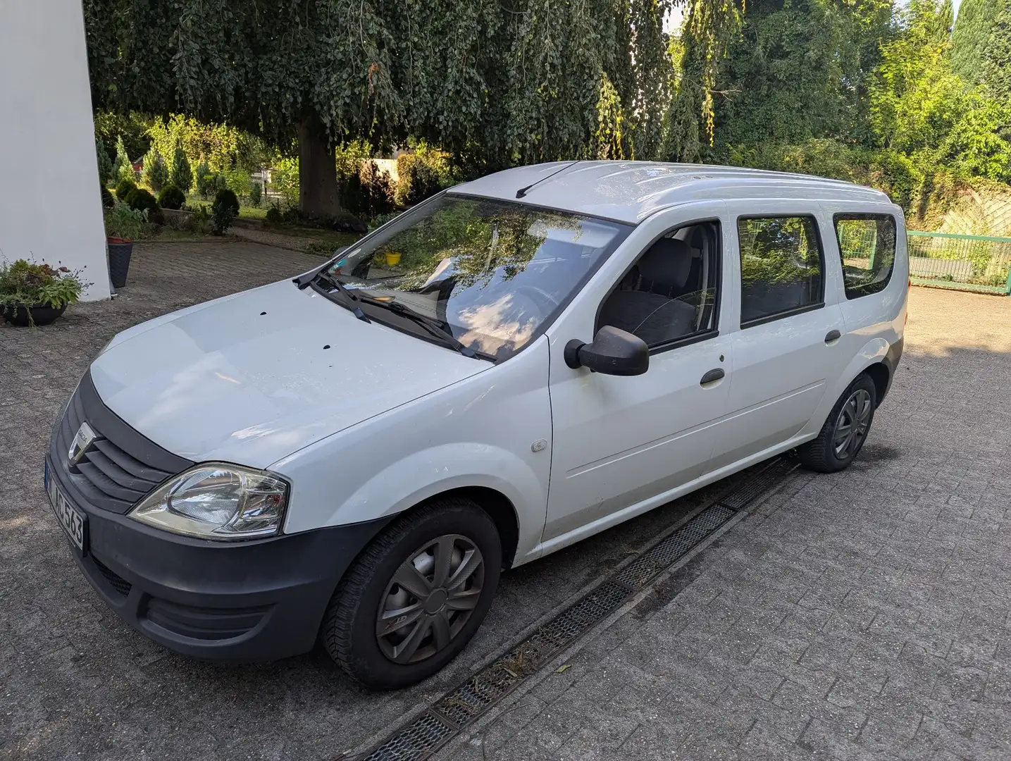 Dacia Logan Basis - 2