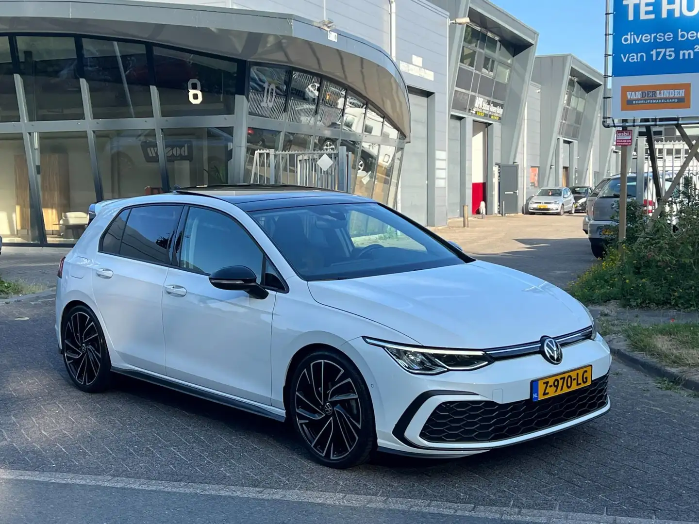 Volkswagen Golf 8 1.5 eTSI 7-DSG GTI PAKKET LED CAMERA Blanc - 2