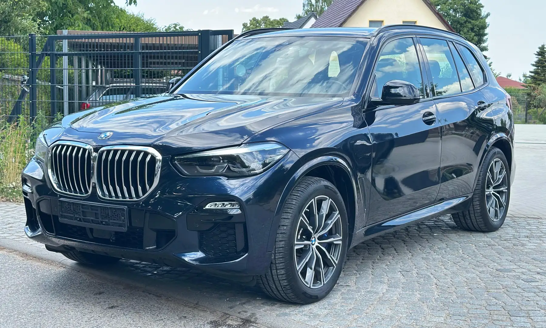 BMW X5 xDrive 25d M Sport LED 360° Kamera Schwarz - 1