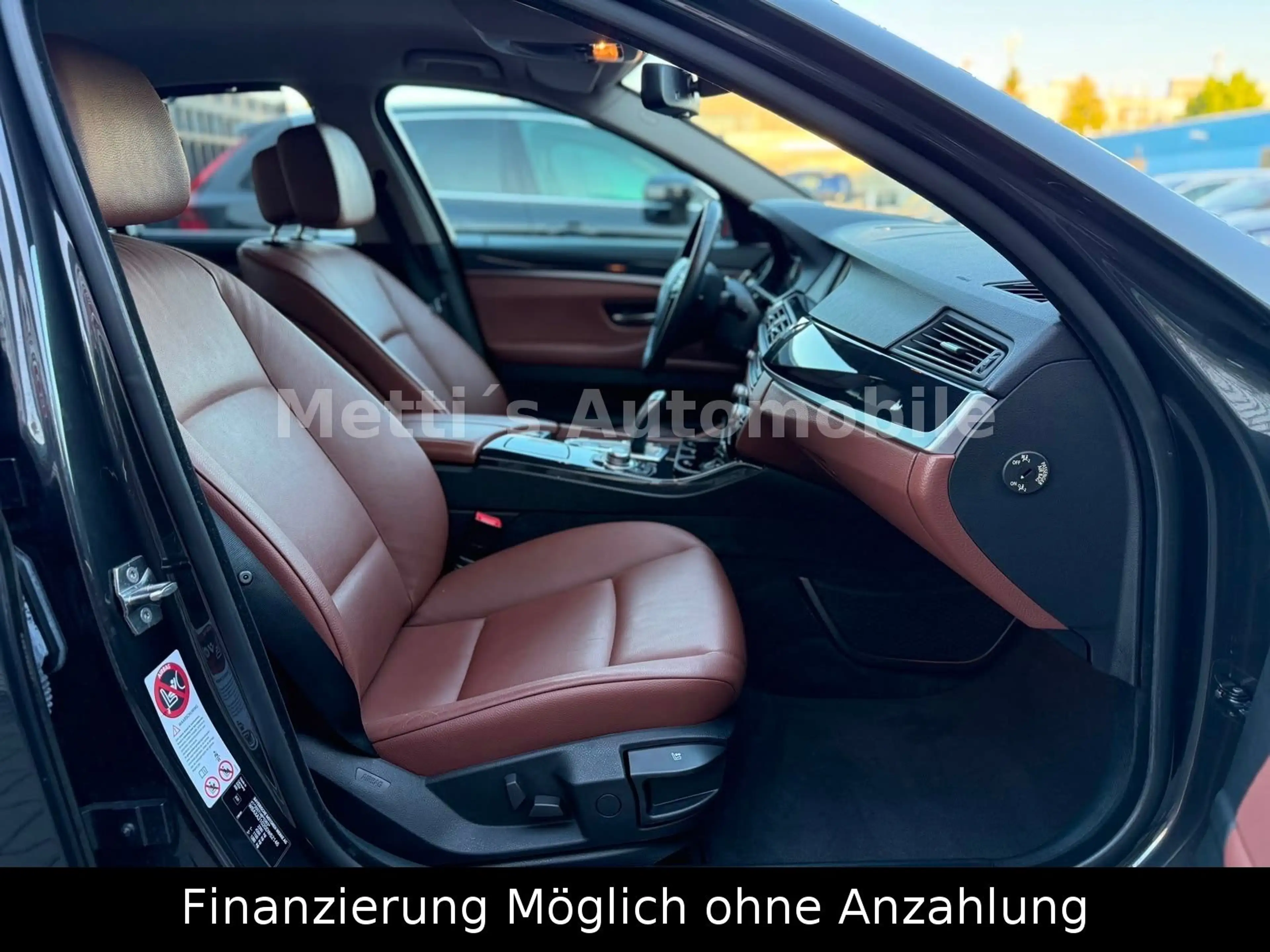 BMW 525 d/Automatik/Leder/R-Kamera/PDC/Alus/Navi — photo 12