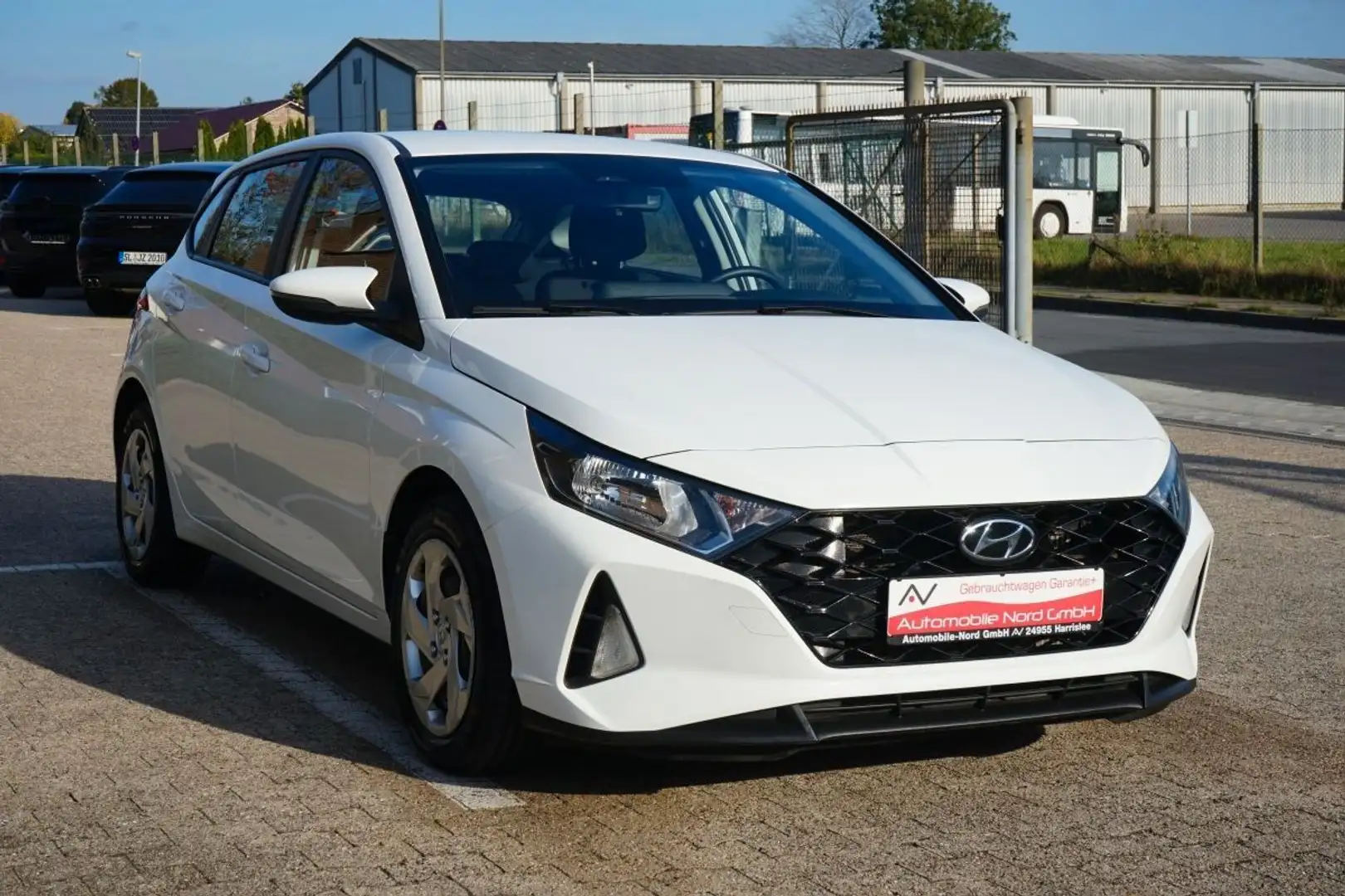 Hyundai i20 Trend Style*Service Neu*Hu Au Neu Weiß - 2
