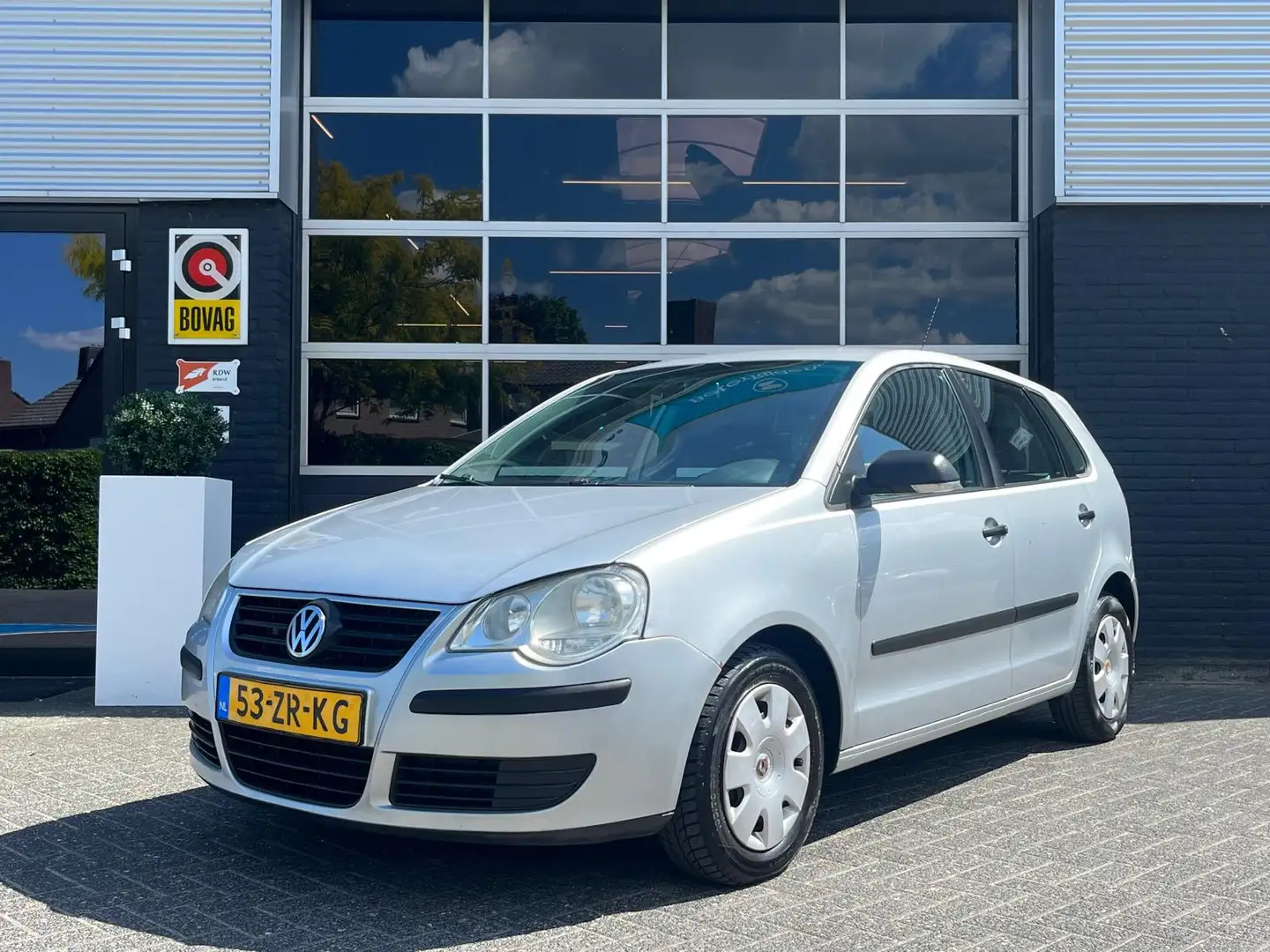 Volkswagen Polo 1.2-12V Trendline, Airco, Radio, NAP Gris - 1