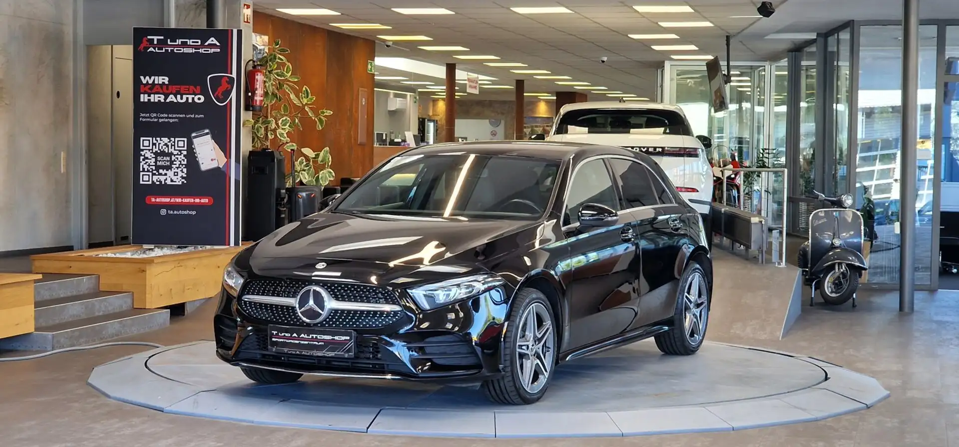 Mercedes-Benz A 250 e AMG-Line Aut. *Kamera*Spiegel-Paket*Navi* Schwarz - 1