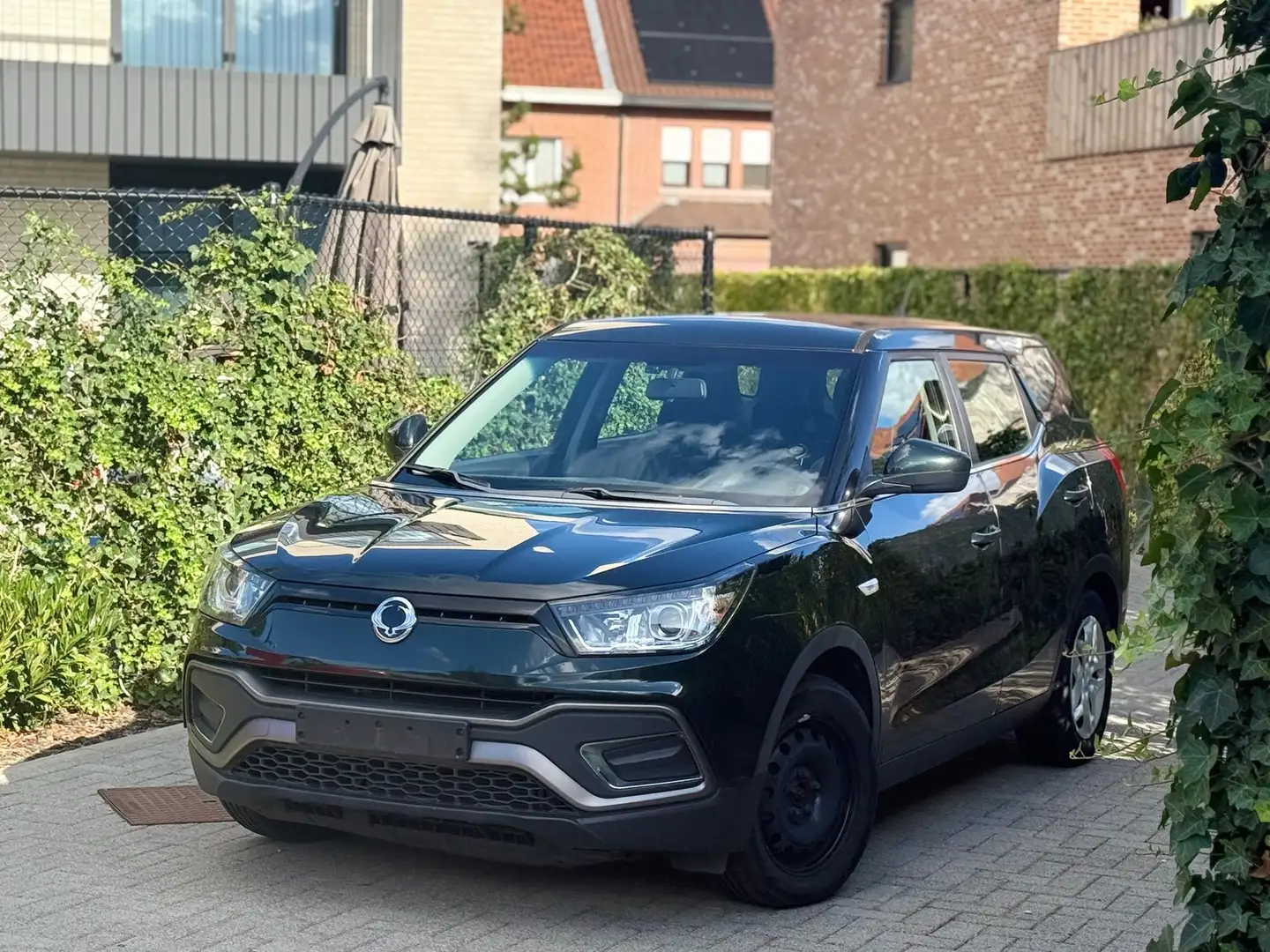 SsangYong XLV e-XGi 160 2WD Start/Stop 5pl. 134.xxx km 2017 Black - 1