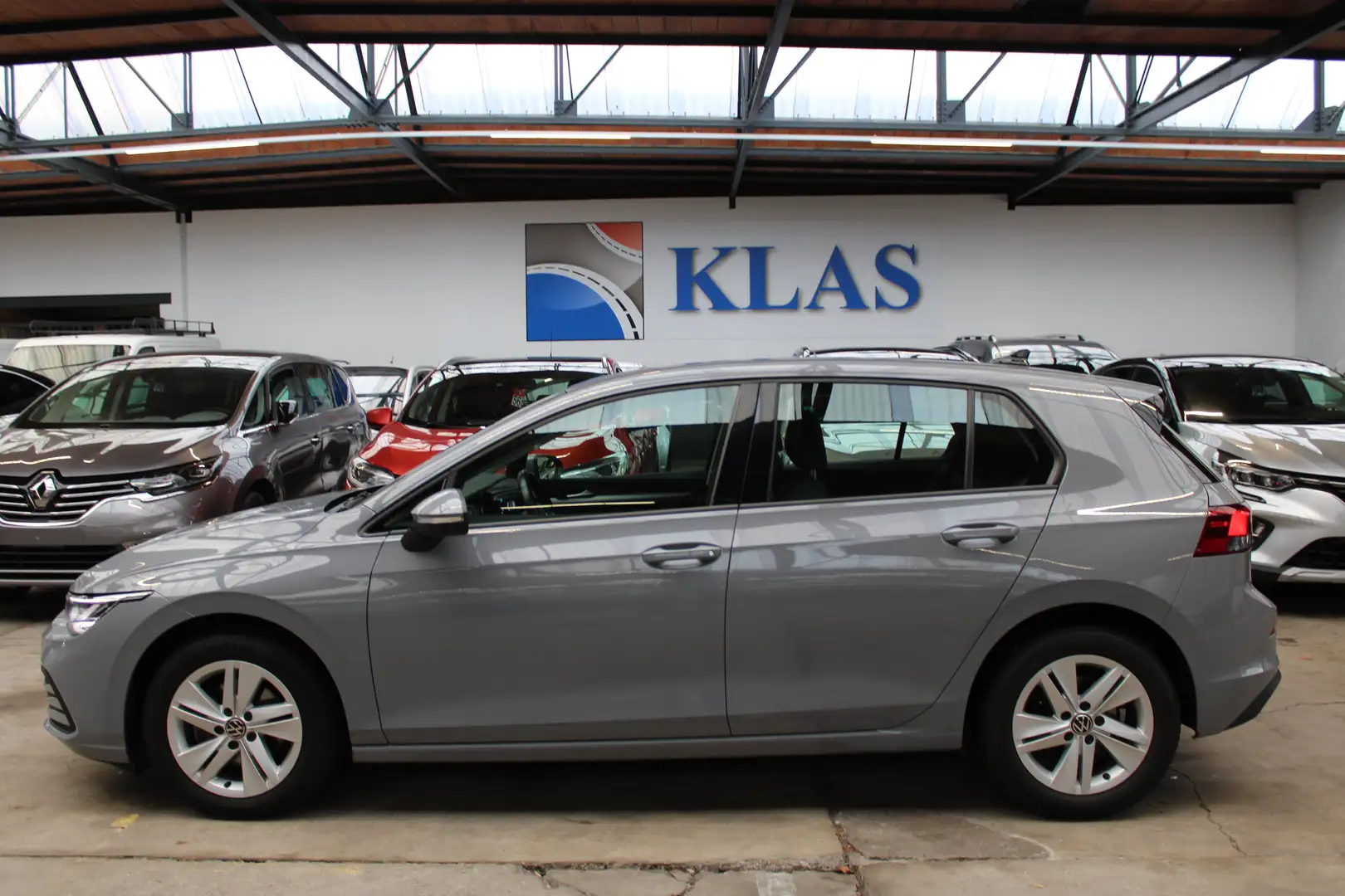 Volkswagen Golf 1.0 TSI + SIEGES CHAUFFANTS // EURO 6d-ISC // Grau - 2