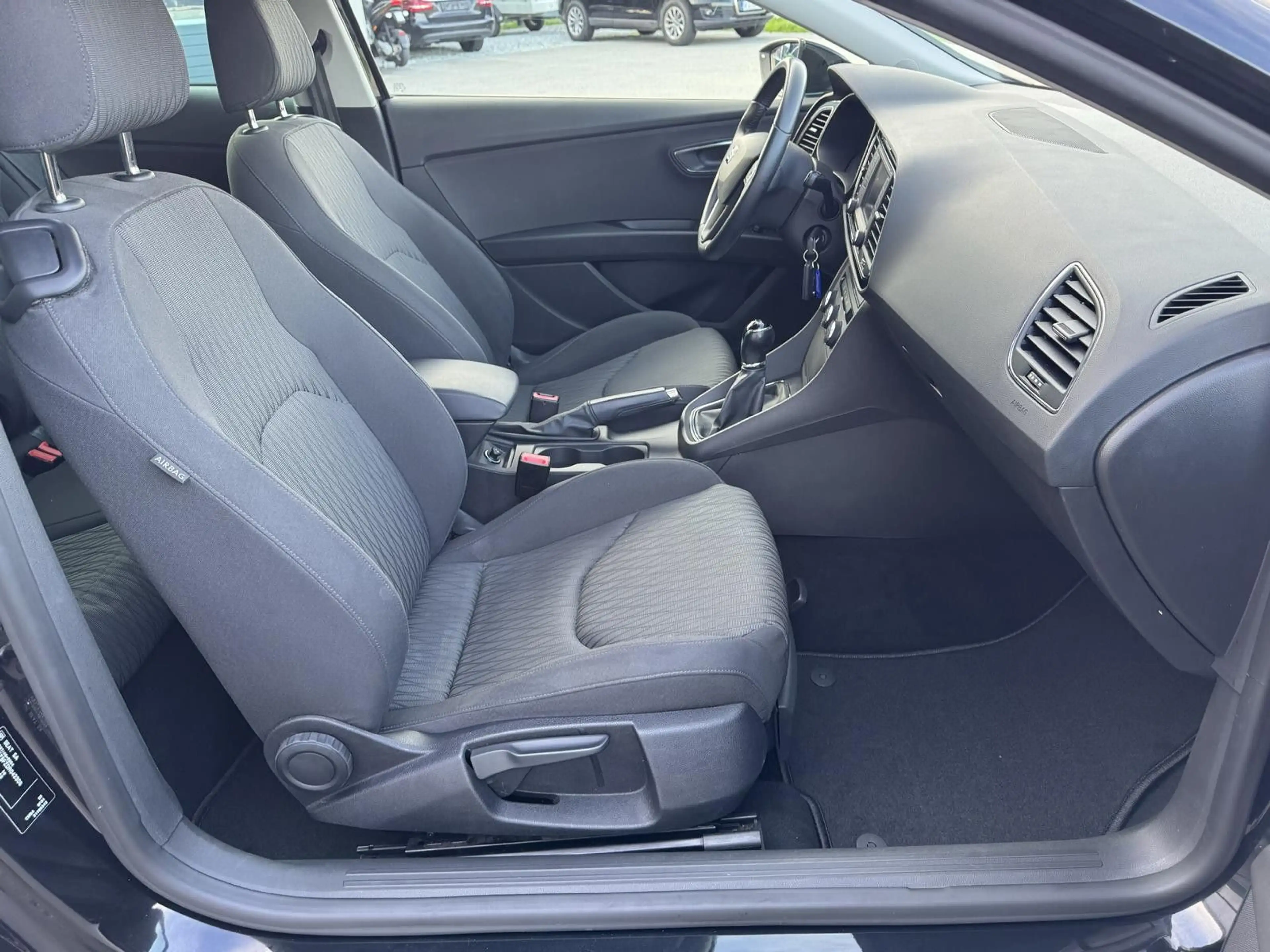 SEAT Leon SC Style 1.4 TSI LED 1. Hand Navi PDC — photo 13