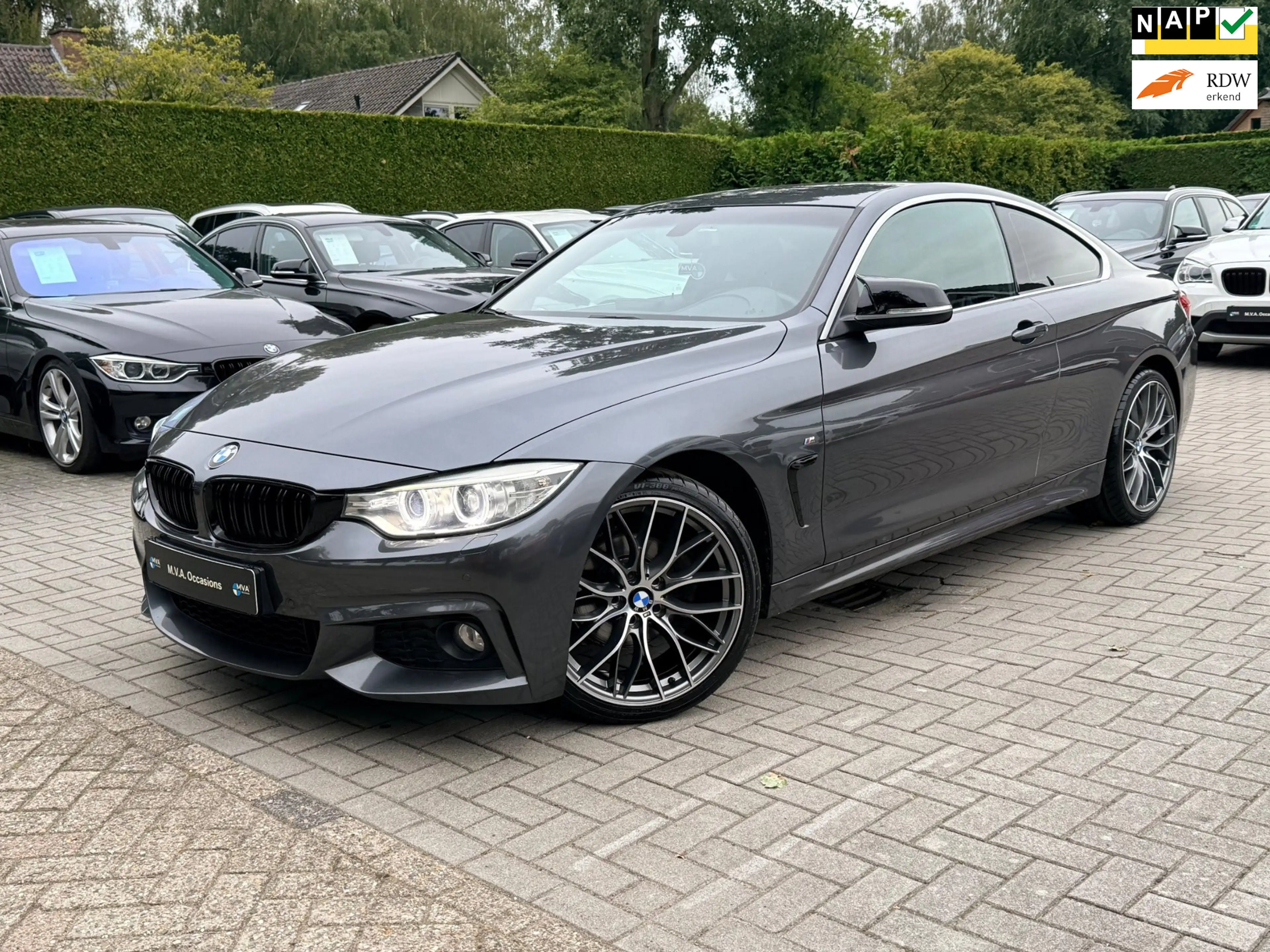 BMW 420 4-serie Coupé 420i Executive M Sport|Nieuwe Kettin