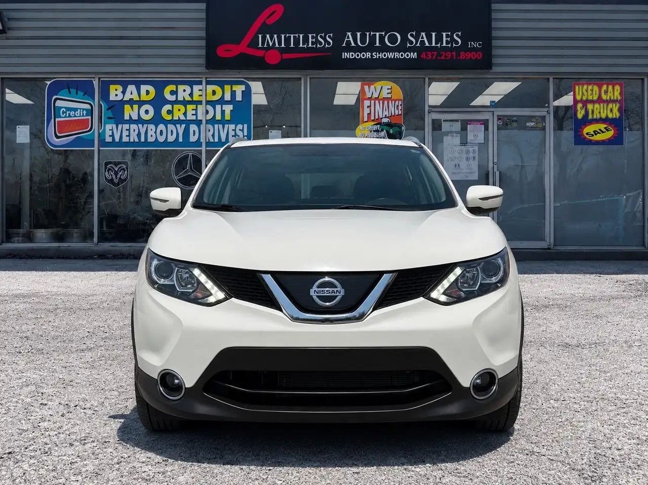 Nissan Qashqai снимка Nissan Qashqai